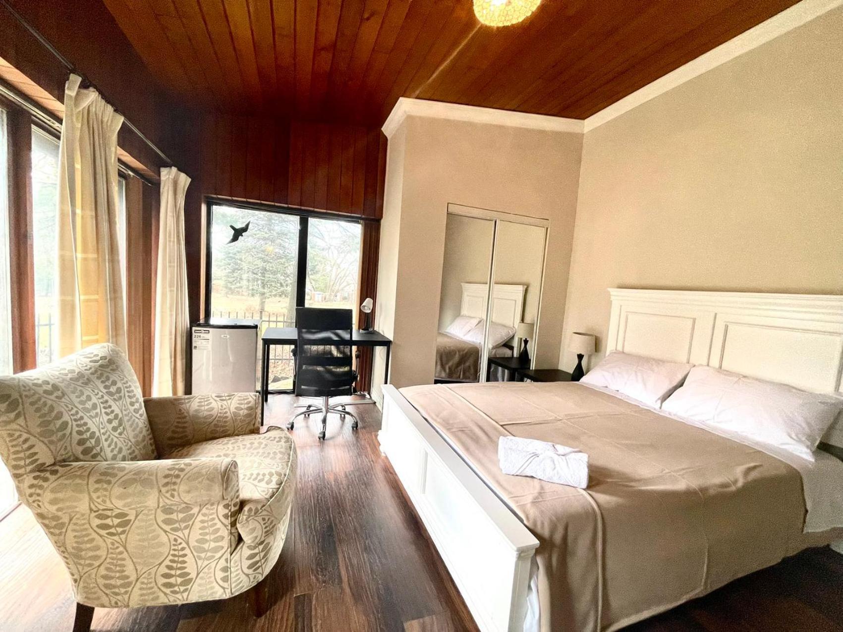 Guest house Vihome-368- Quiet House Near Bayview Village And Subway *