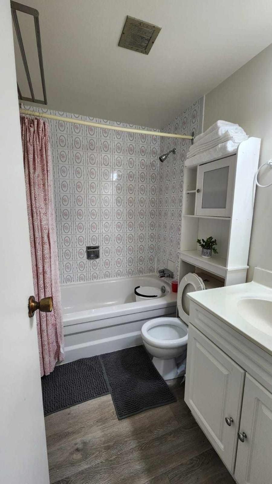 Guest house Cozy Town House Toronto