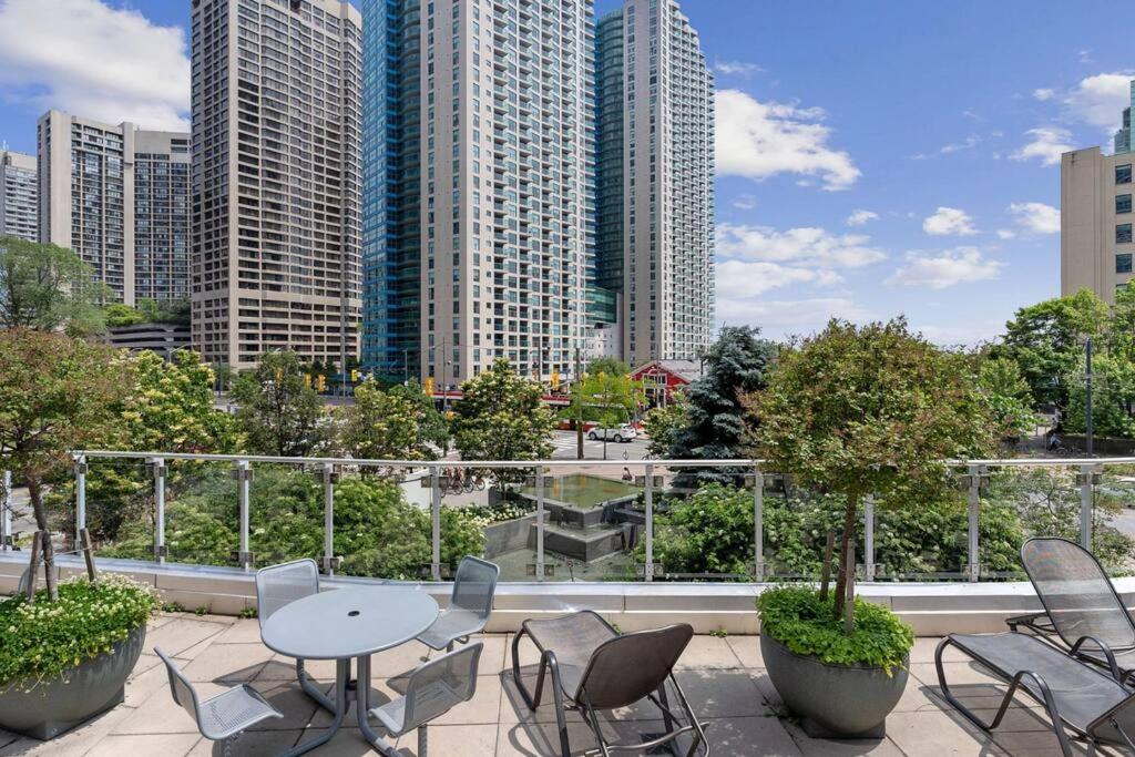 Views ~ Pool ~ Bbq ~ Harbourfront ~ Wifi