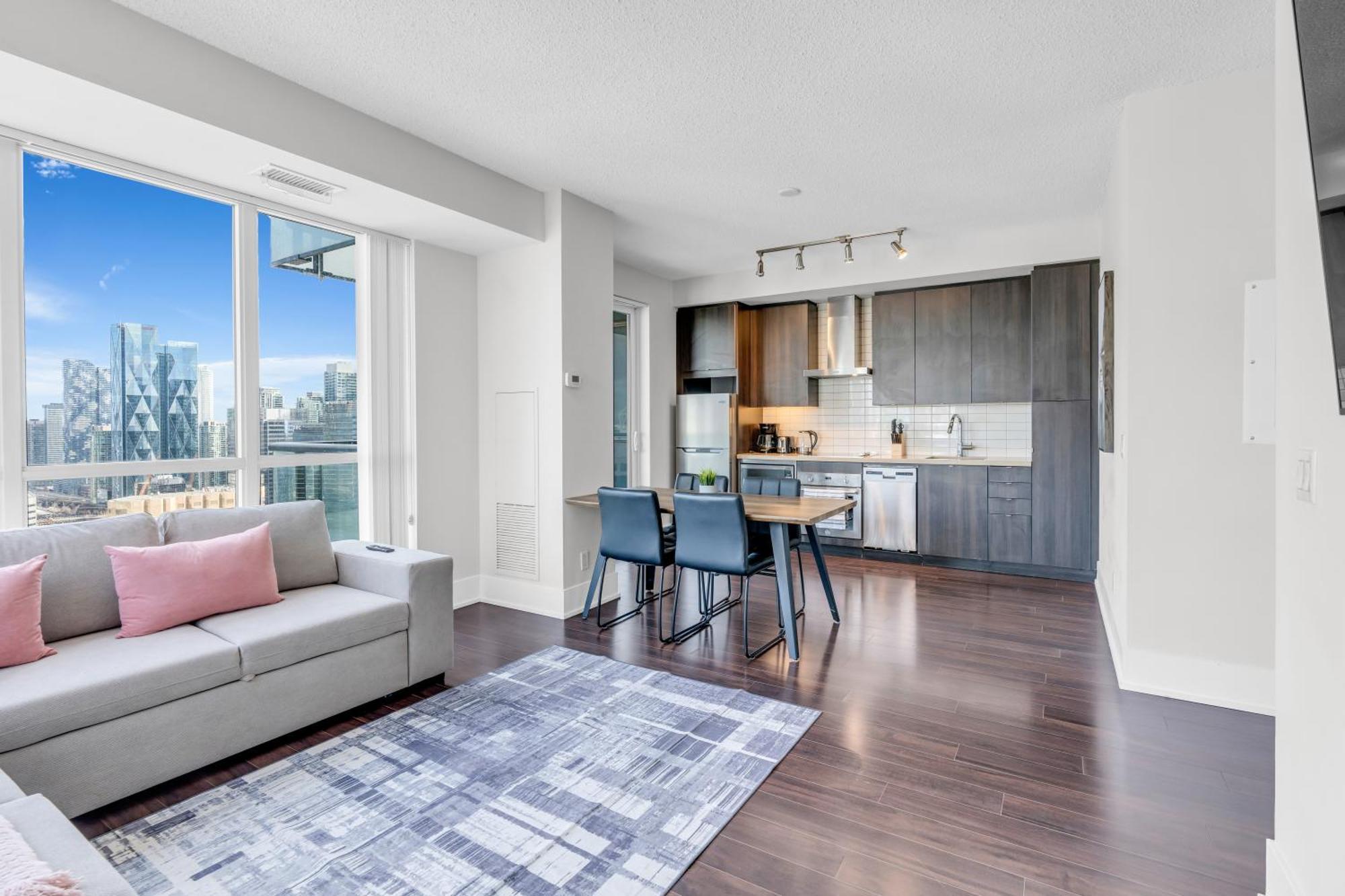 Apartment Modern Downtown Toronto