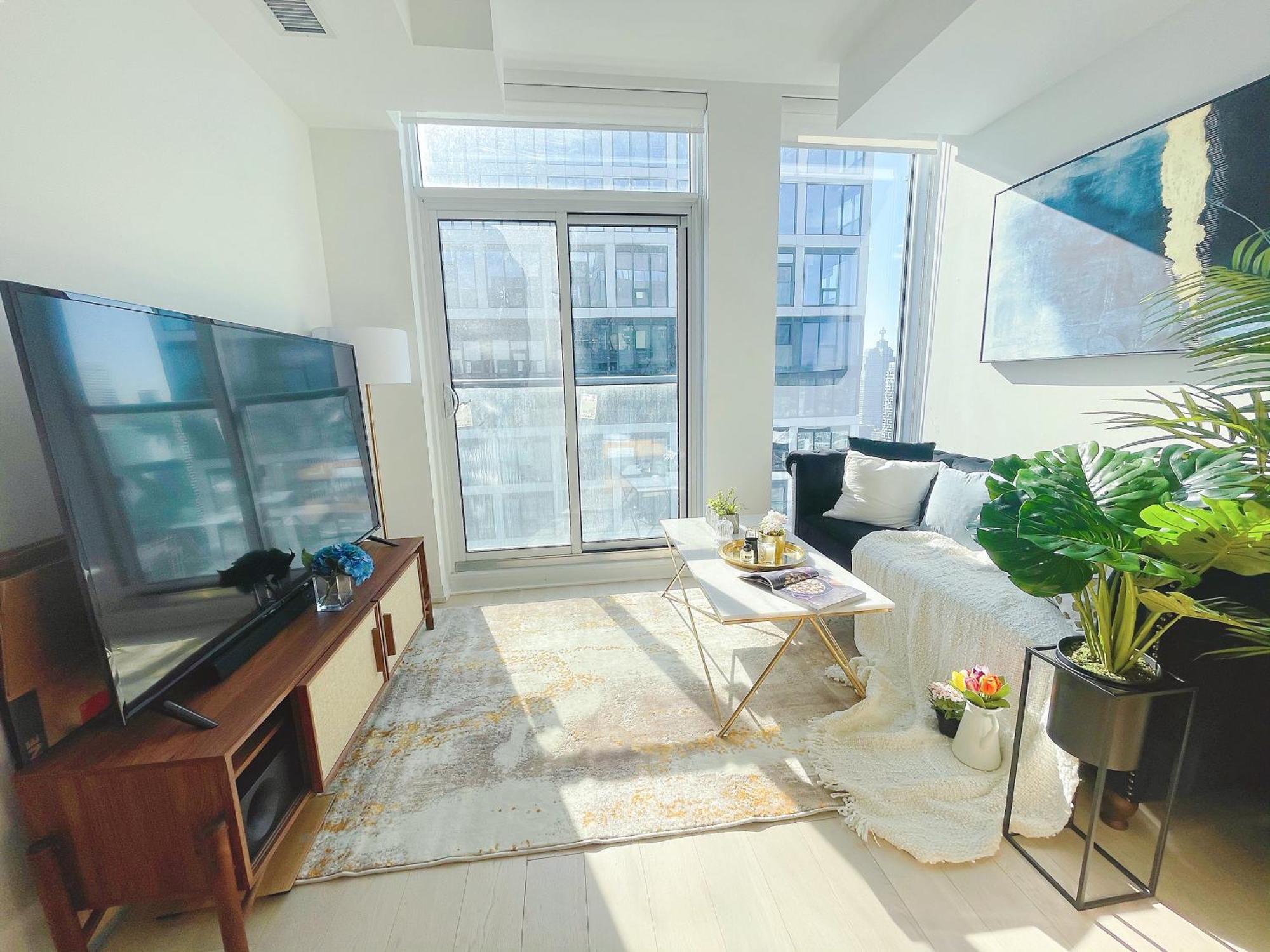 Infivilla Boutique Penthouse-live In The Sky With Amazing Lakeview! Downtown Toronto!b * Toronto