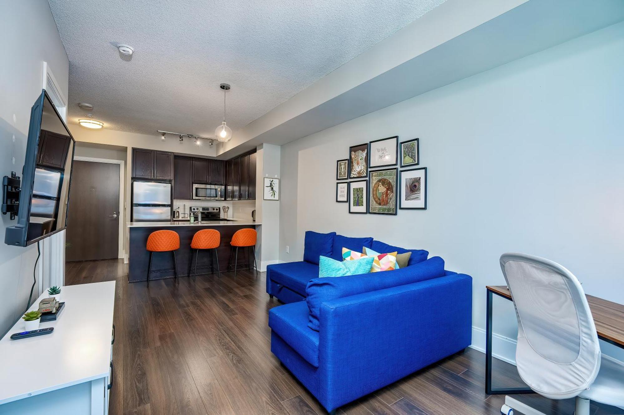 Apartment In The Heart Of Downtown Toronto! Toronto