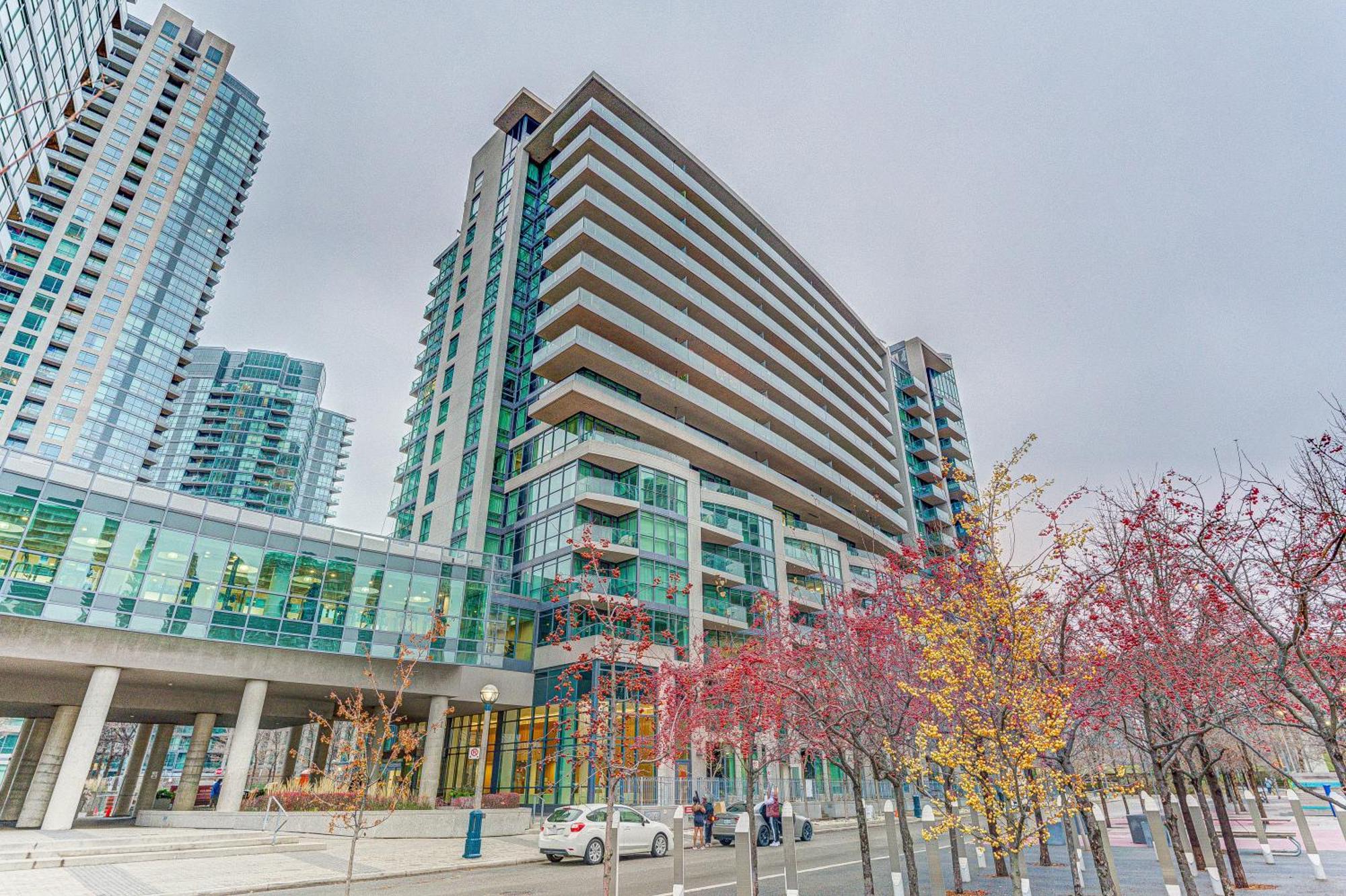 Apartment Prime Pad 2 Bedroom With Cn Tower View *