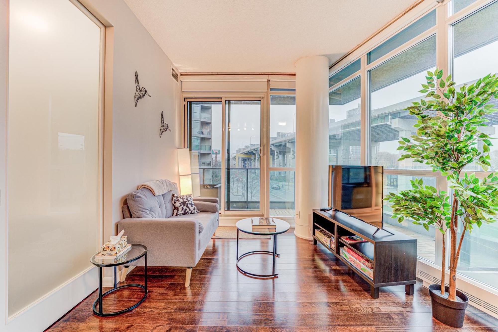 Apartment Prime Pad 2 Bedroom With Cn Tower View Toronto