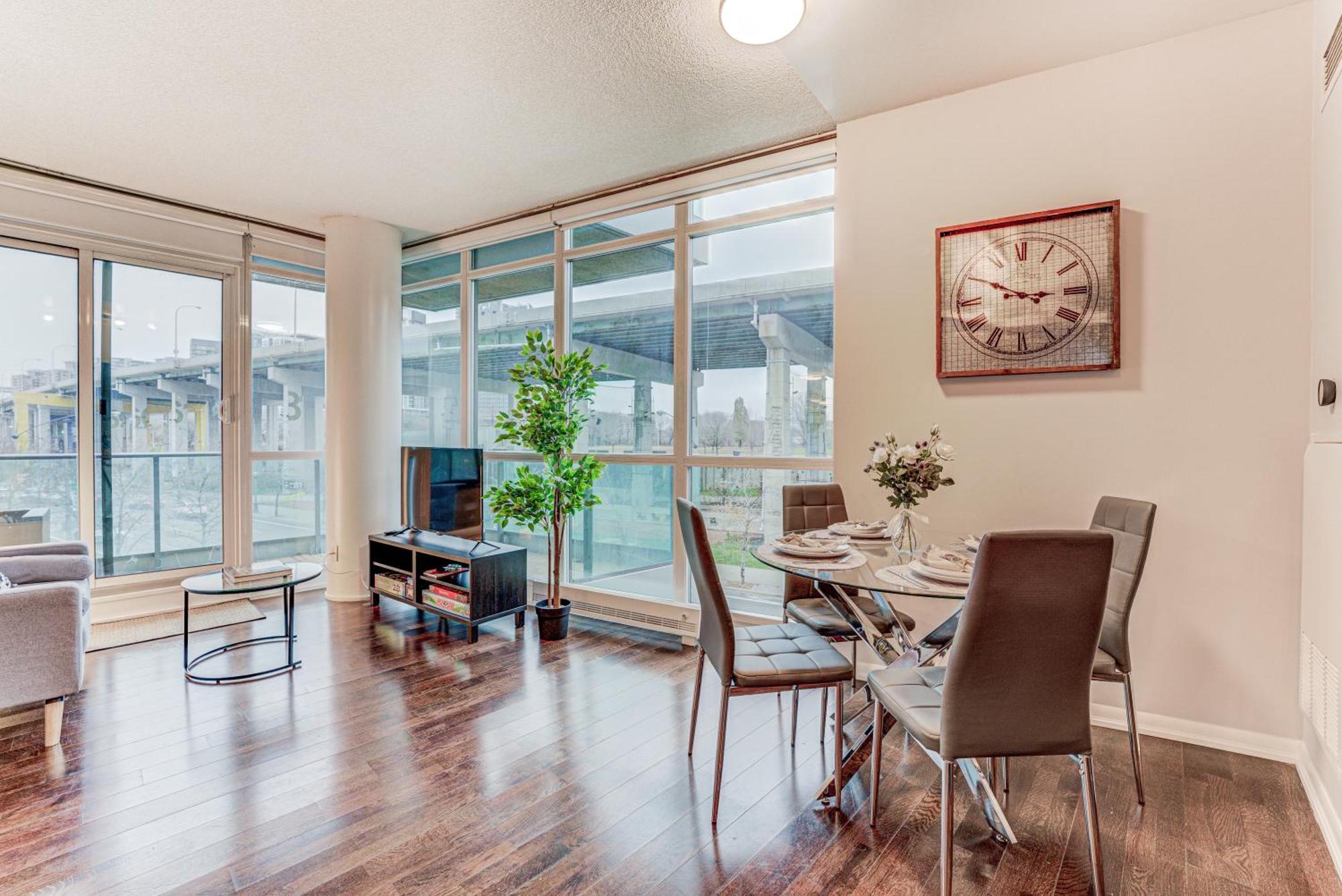 Apartment Prime Pad 2 Bedroom With Cn Tower View Toronto