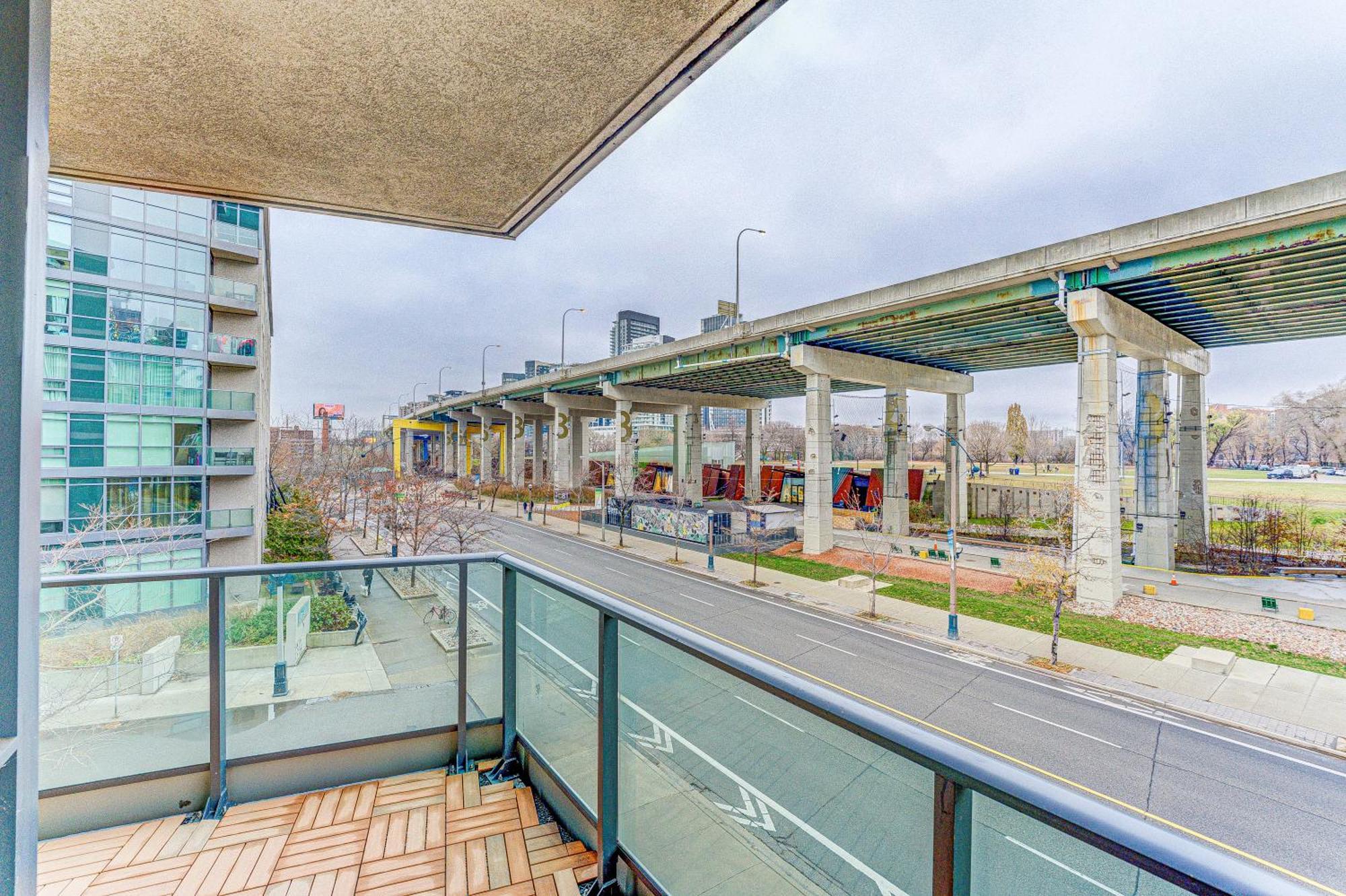 Prime Pad 2 Bedroom With Cn Tower View Apartment *