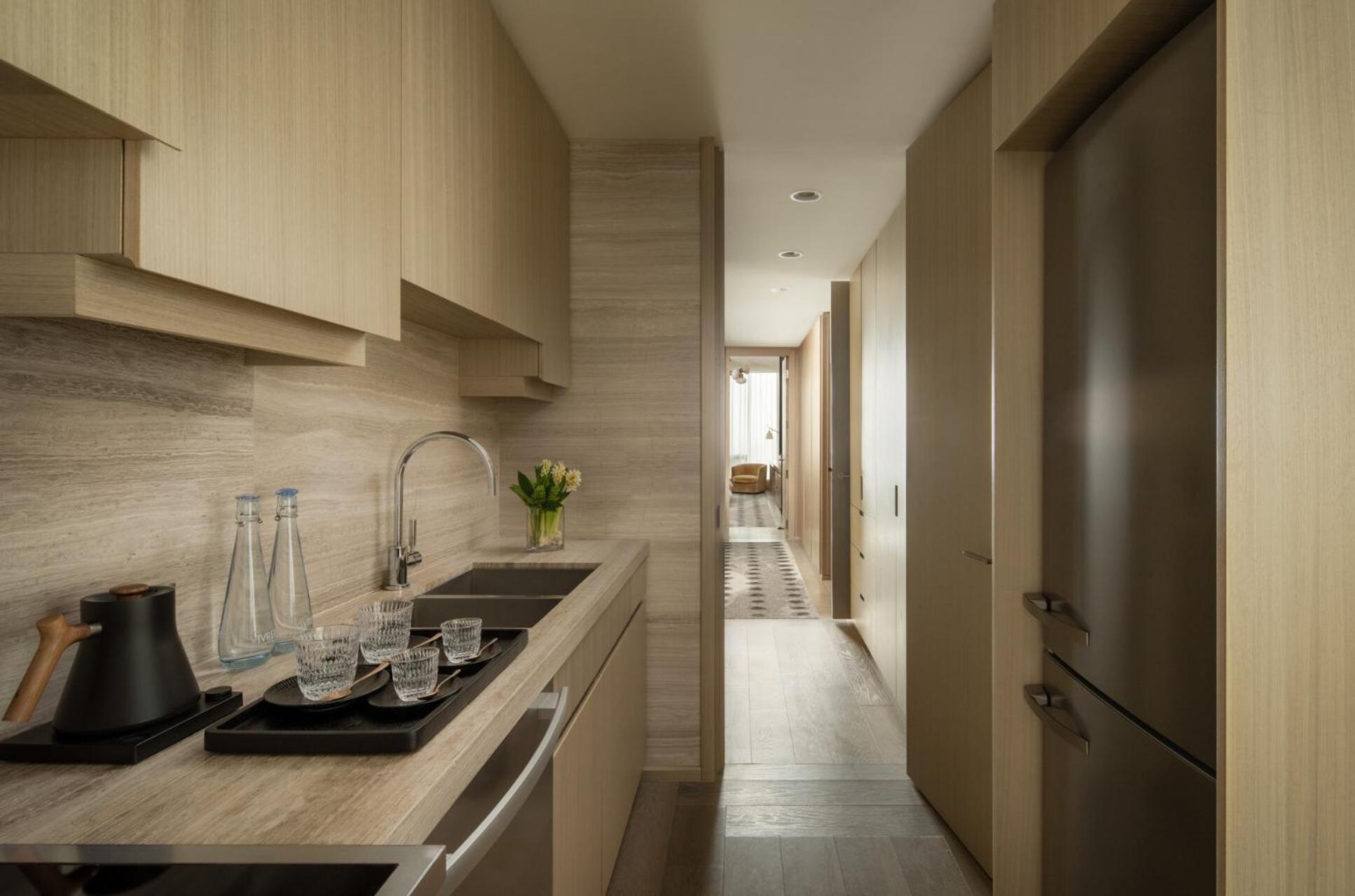 Four Seasons 5* Toronto