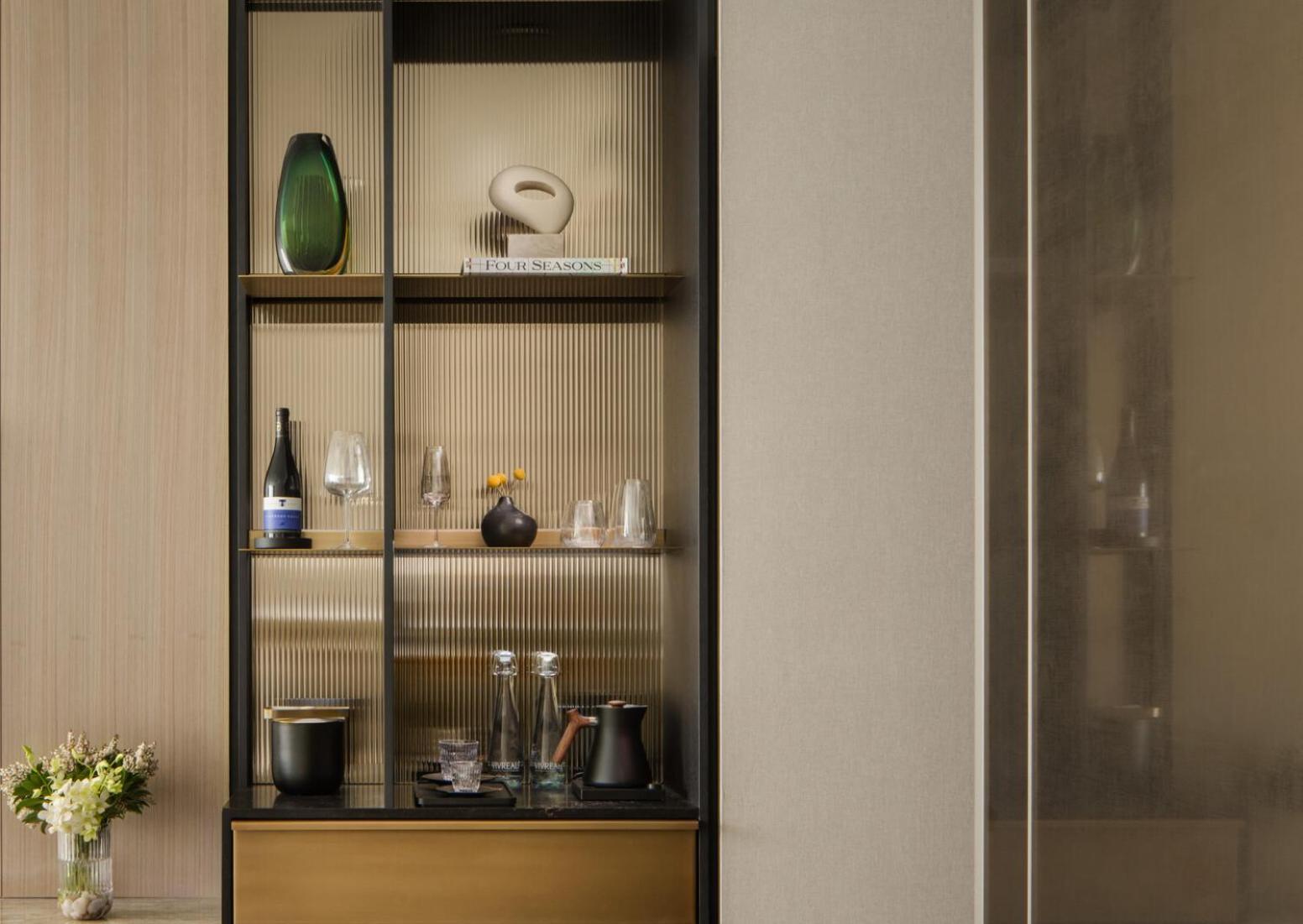 Four Seasons 5* Toronto