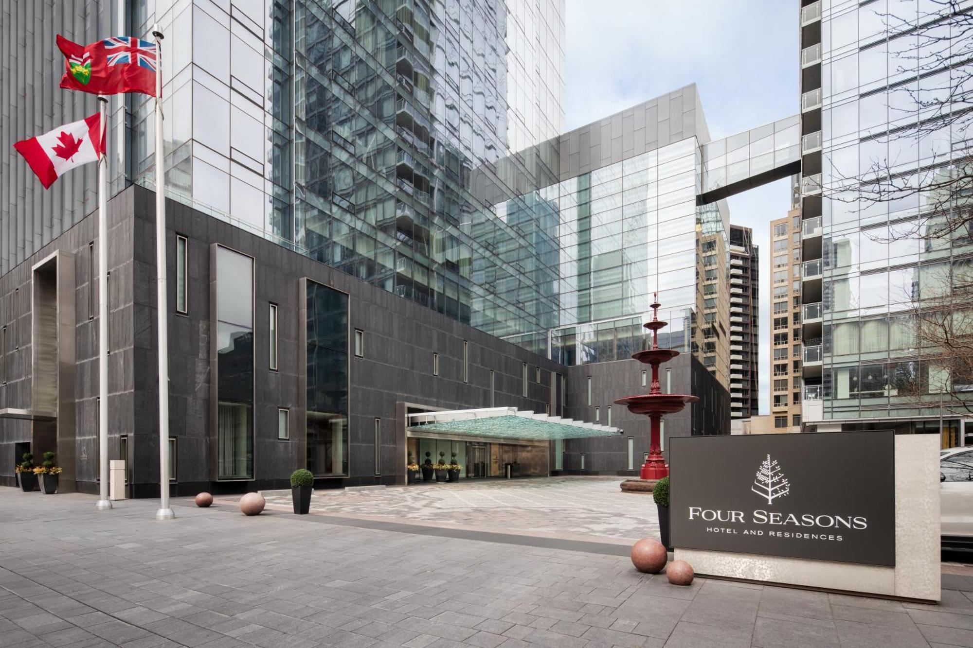 Four Seasons 5* Toronto