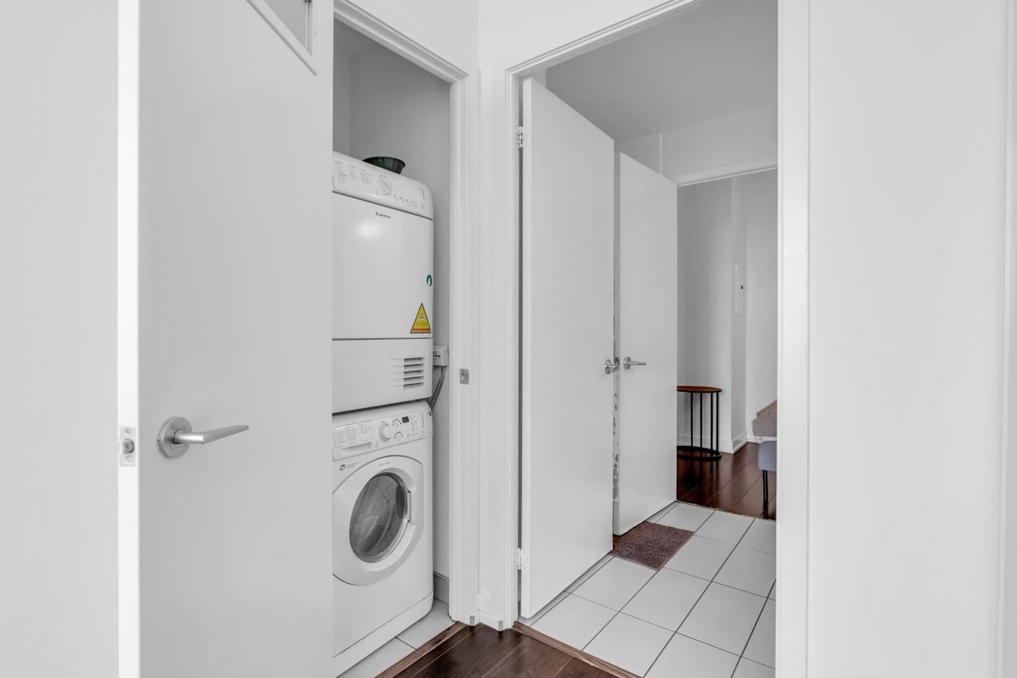 Apartment Downtown - Free Parking/self Check-in