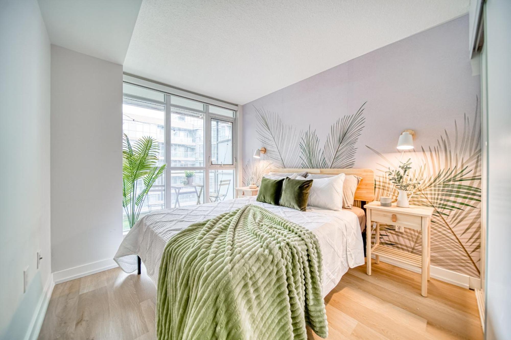 Stylish Downtown With Free Parking Apartment Toronto