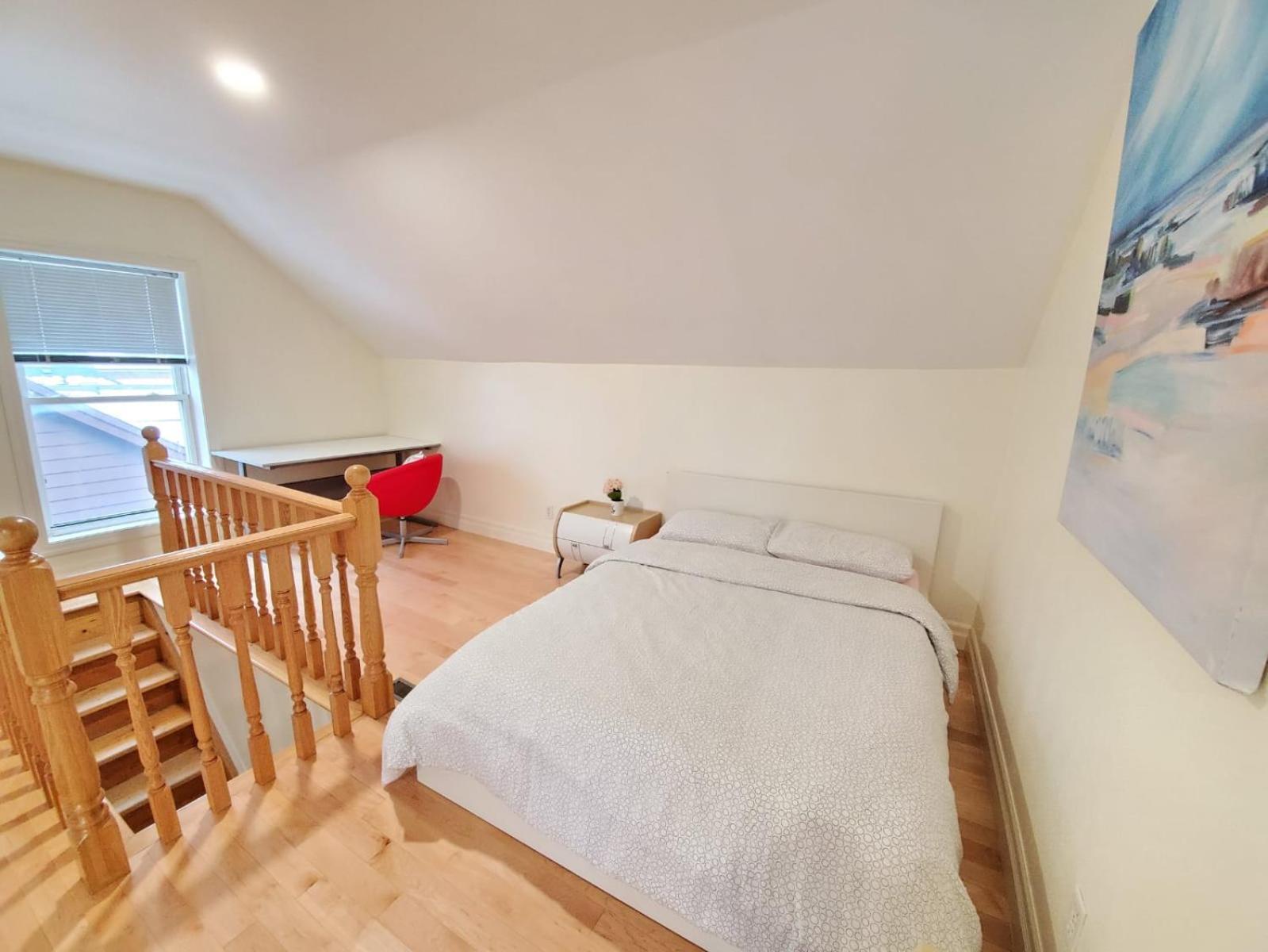 Mins Walk To Trinity Bellwood Park From Your Downtown