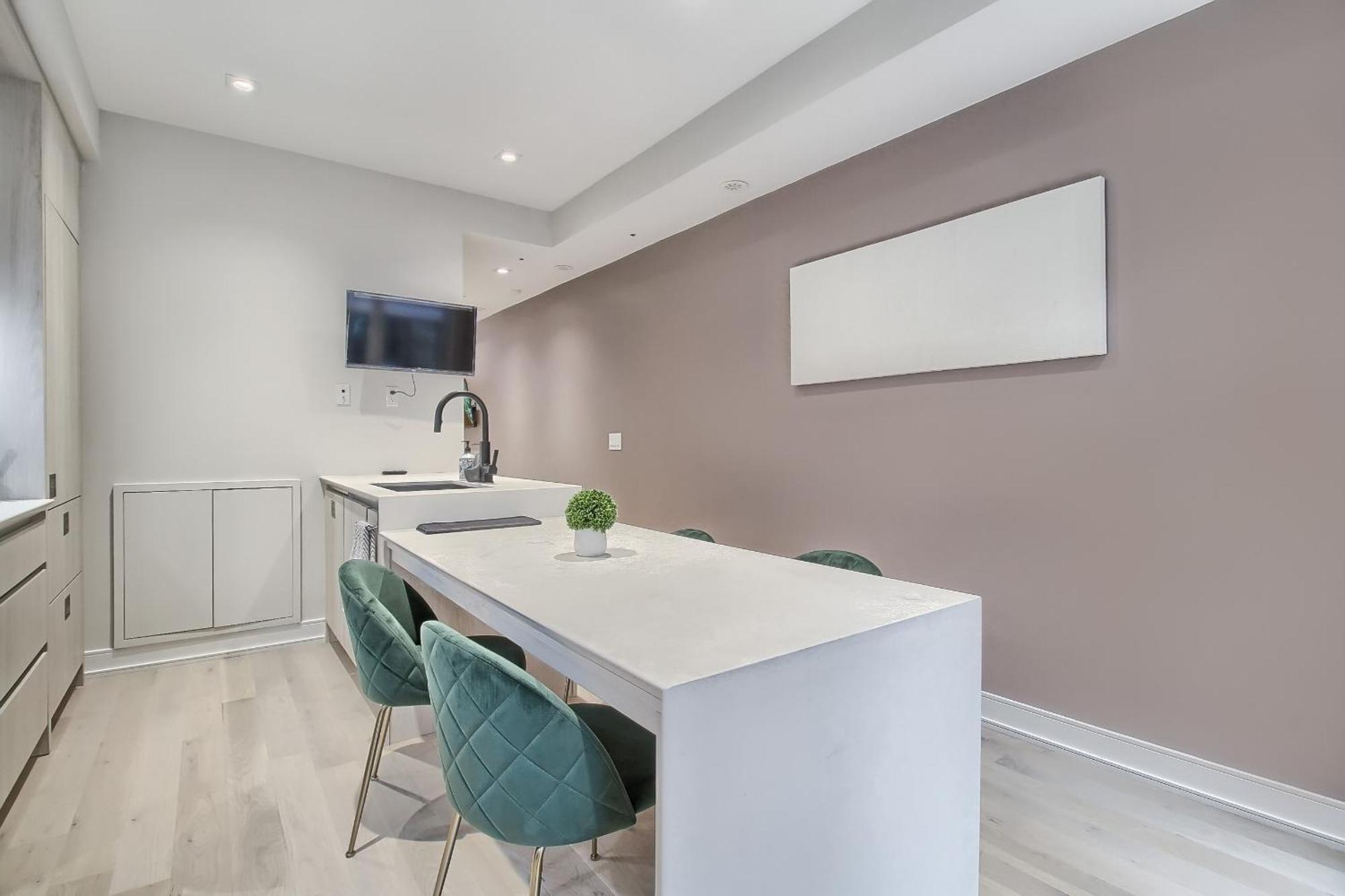 Luxury Townhouse In Downtown - Th1 Toronto