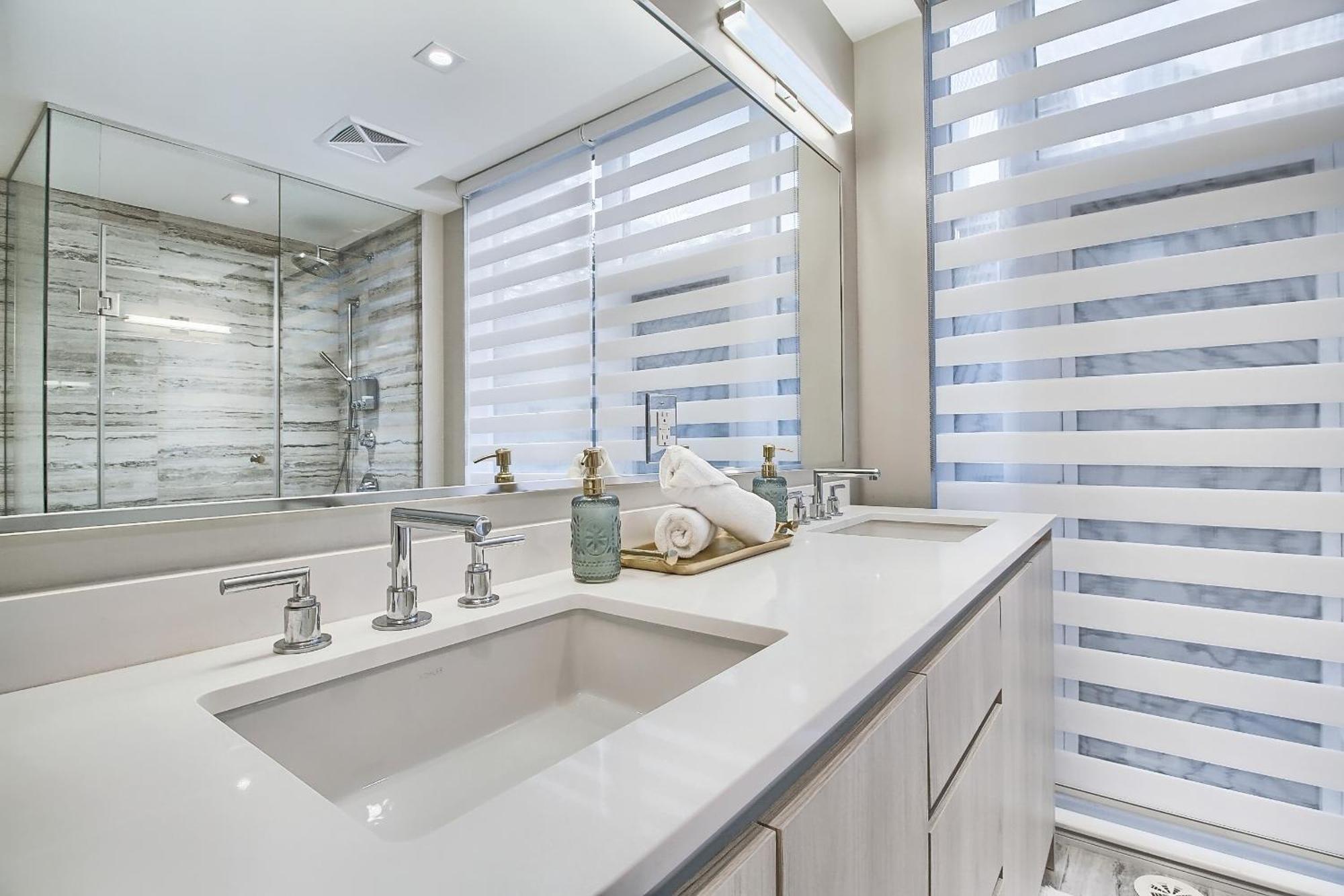 Luxury Townhouse In Downtown - Th1 Holiday home *
