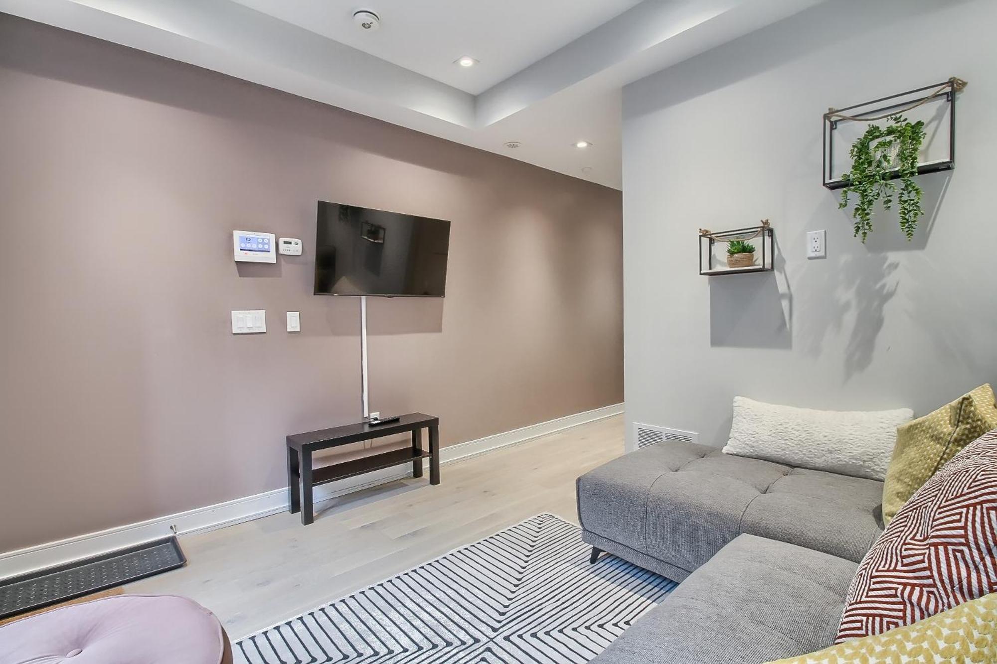 Luxury Townhouse In Downtown - Th1 * Toronto