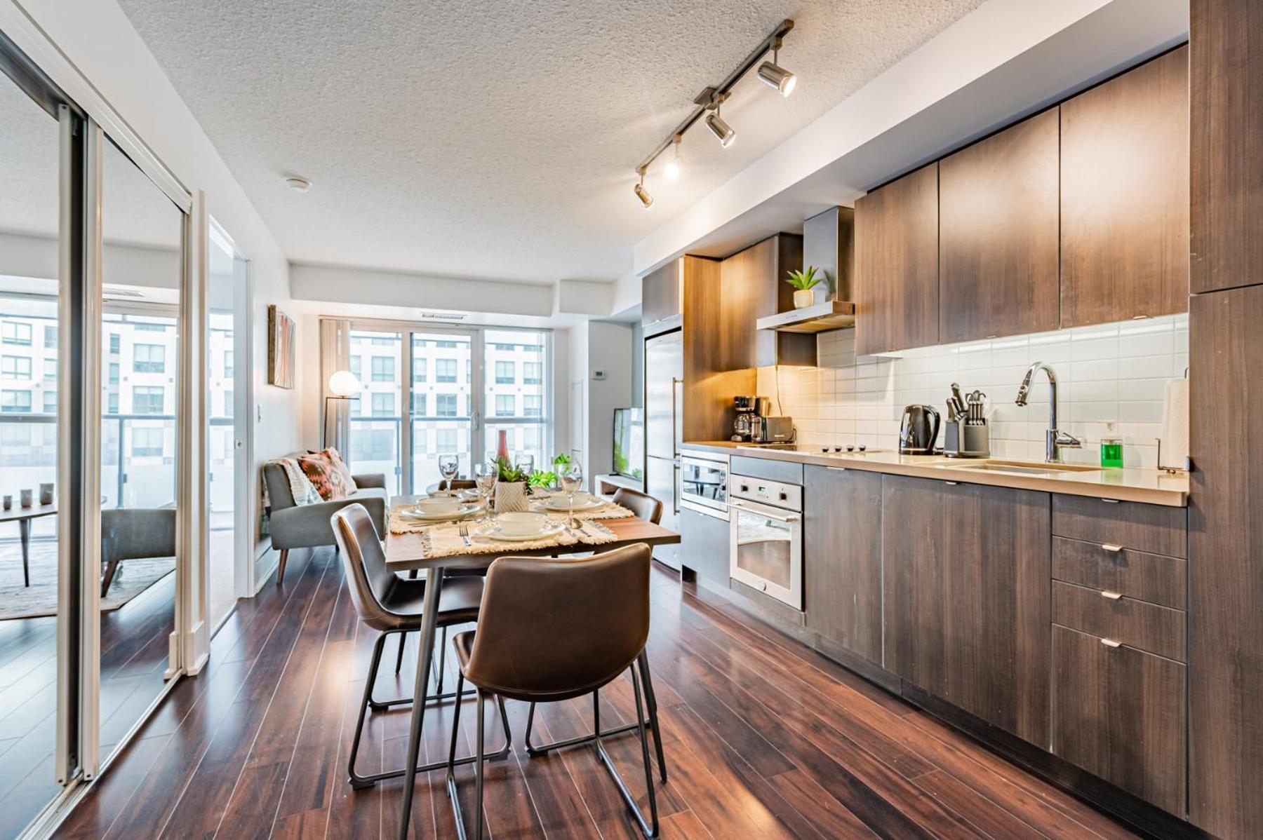 City Downtown Apartment *