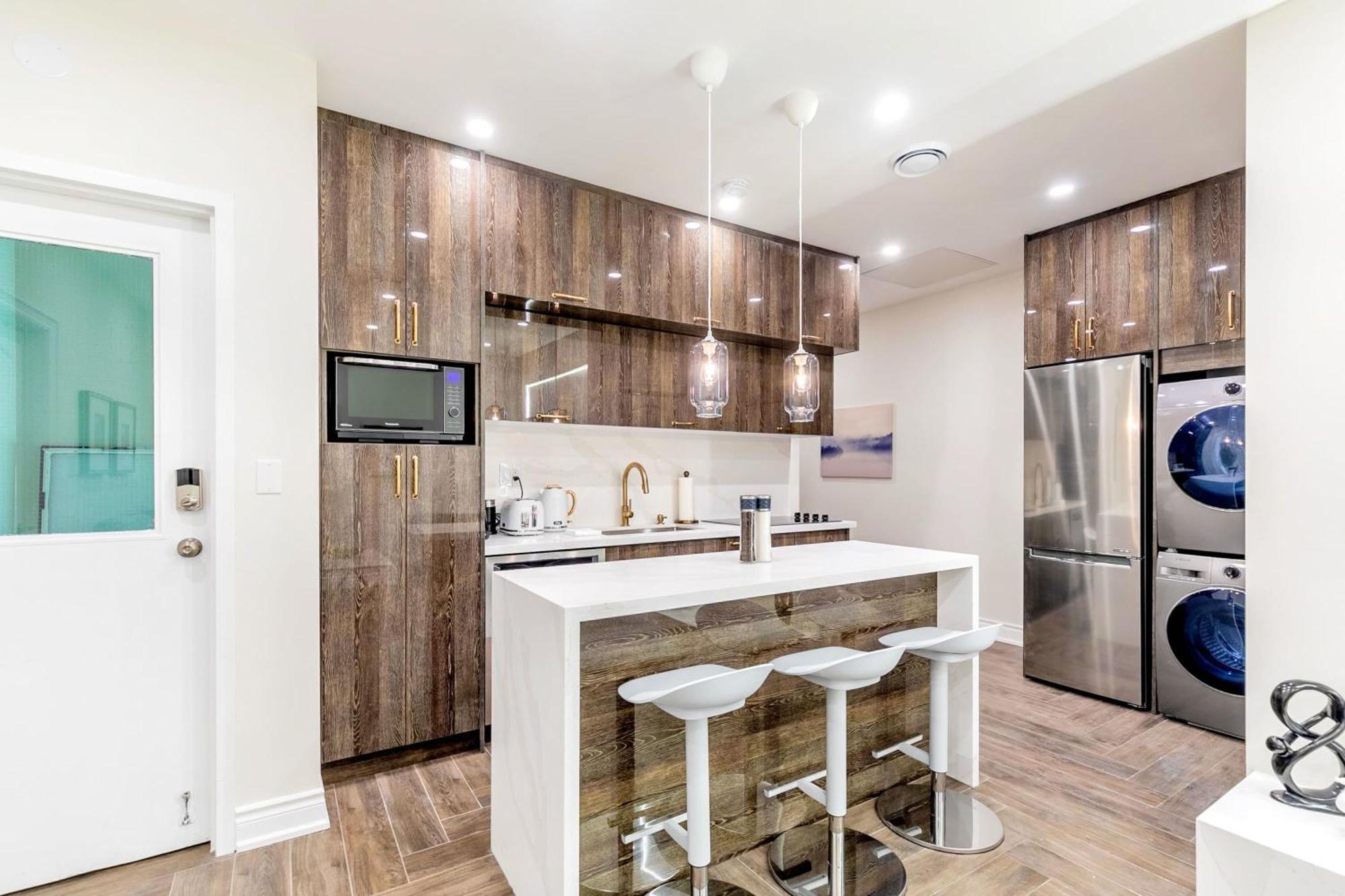 Holiday home Modern Pet-friendly Chinatown Toronto