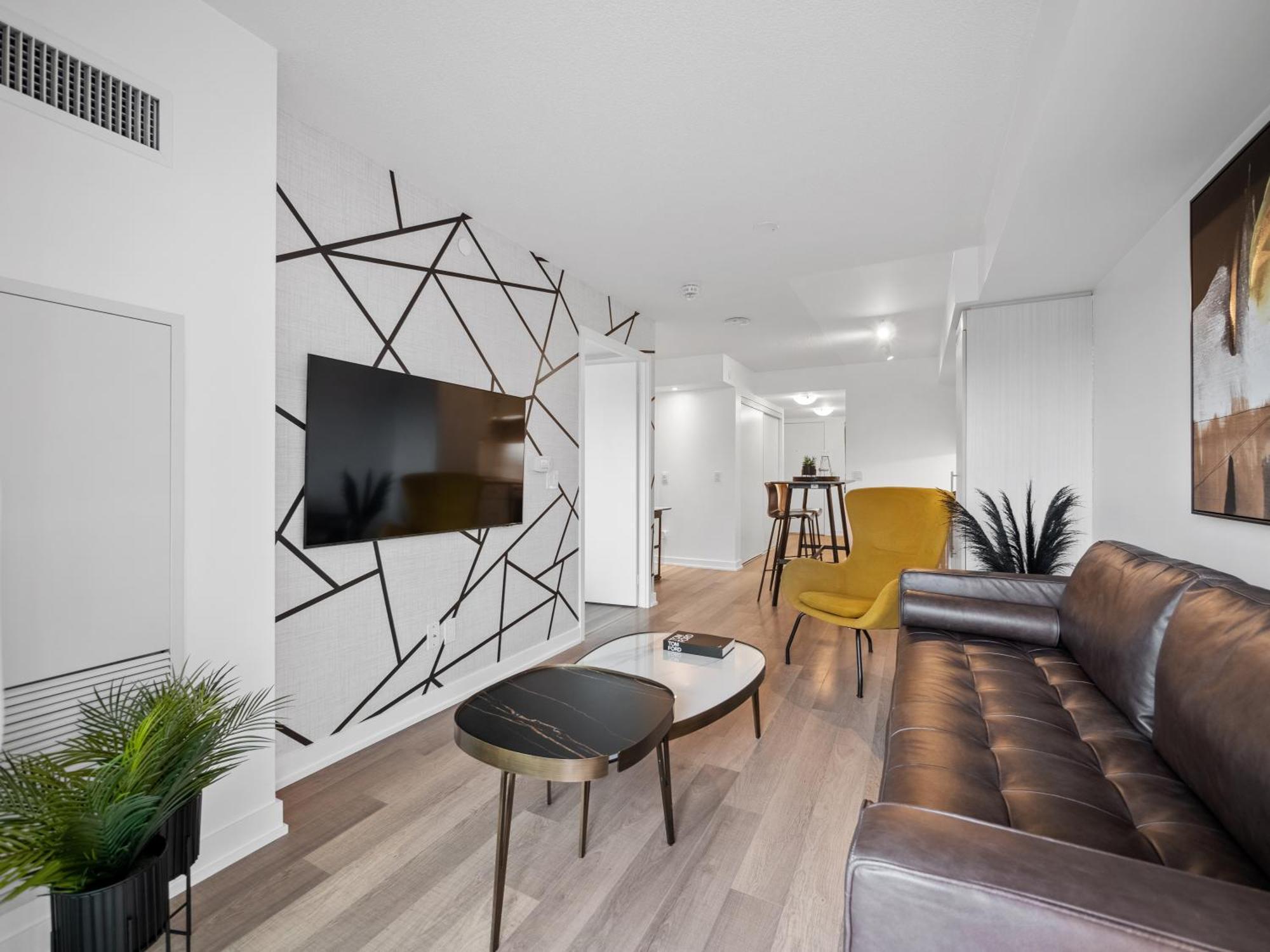 Apartment Sleek 1br & Office - Cn Tower, Skyline View