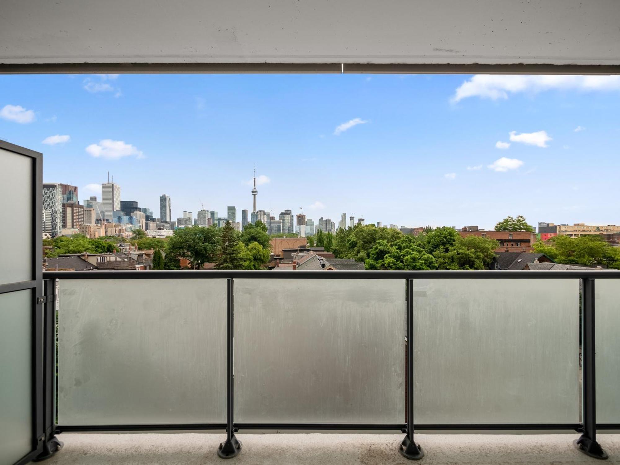 Apartment Sleek 1br & Office - Cn Tower, Skyline View Toronto