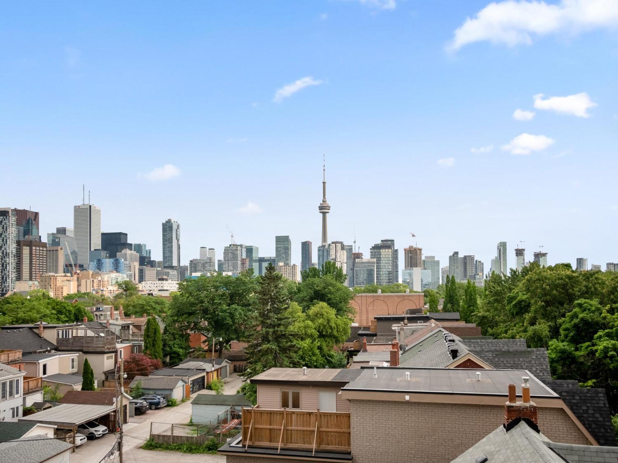 Sleek 1br & Office - Cn Tower, Skyline View *