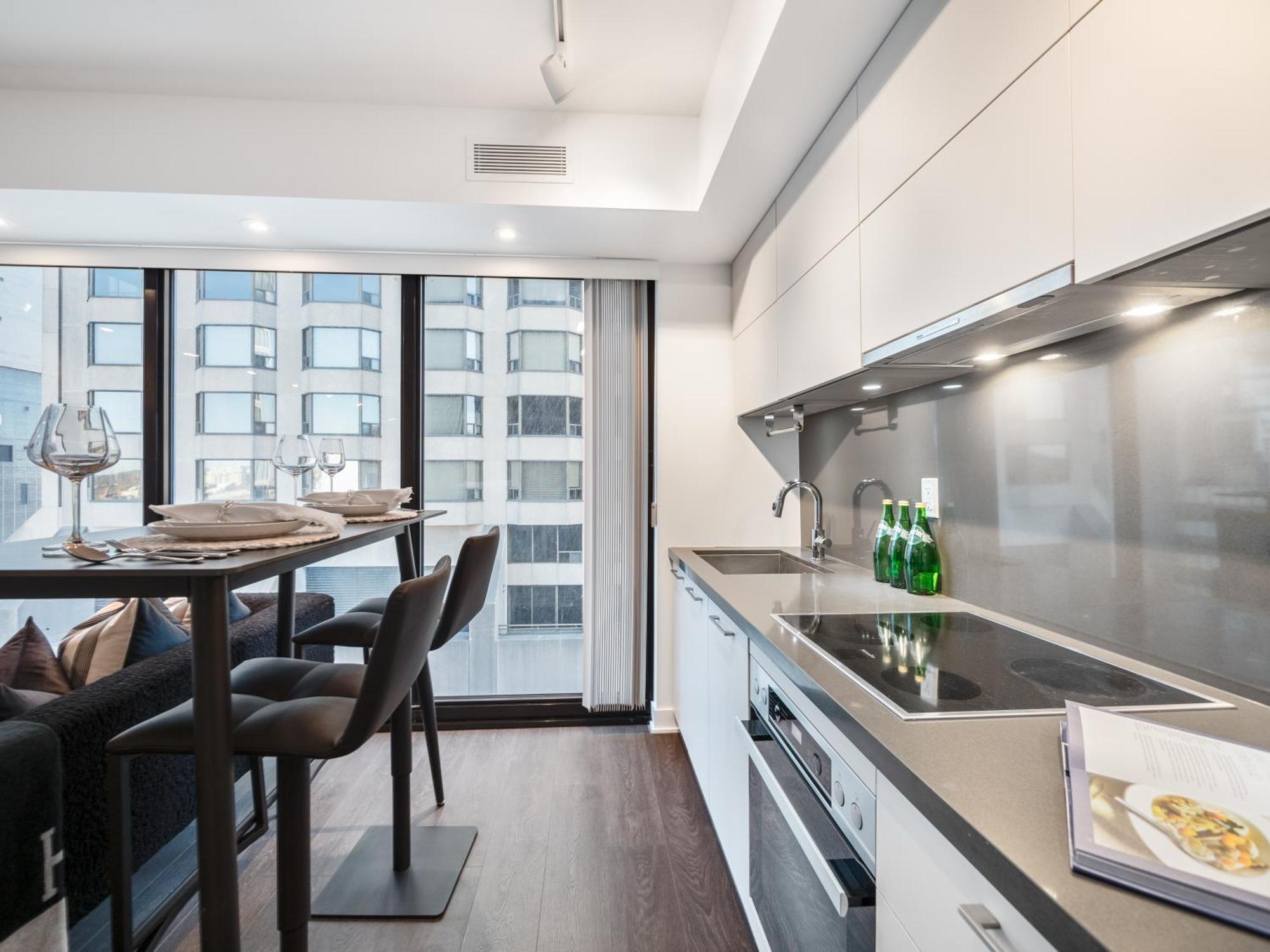 Apartment The Estate - Yorkville *