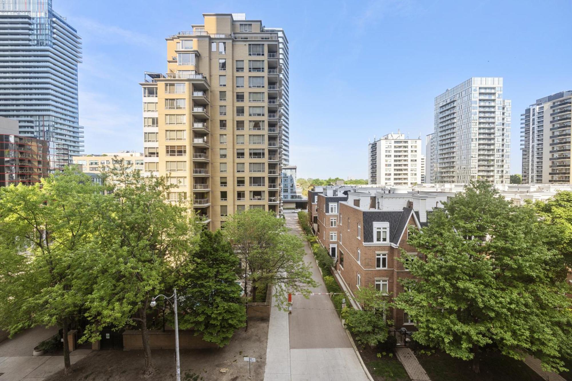 Modern Lillian St By Globalstay