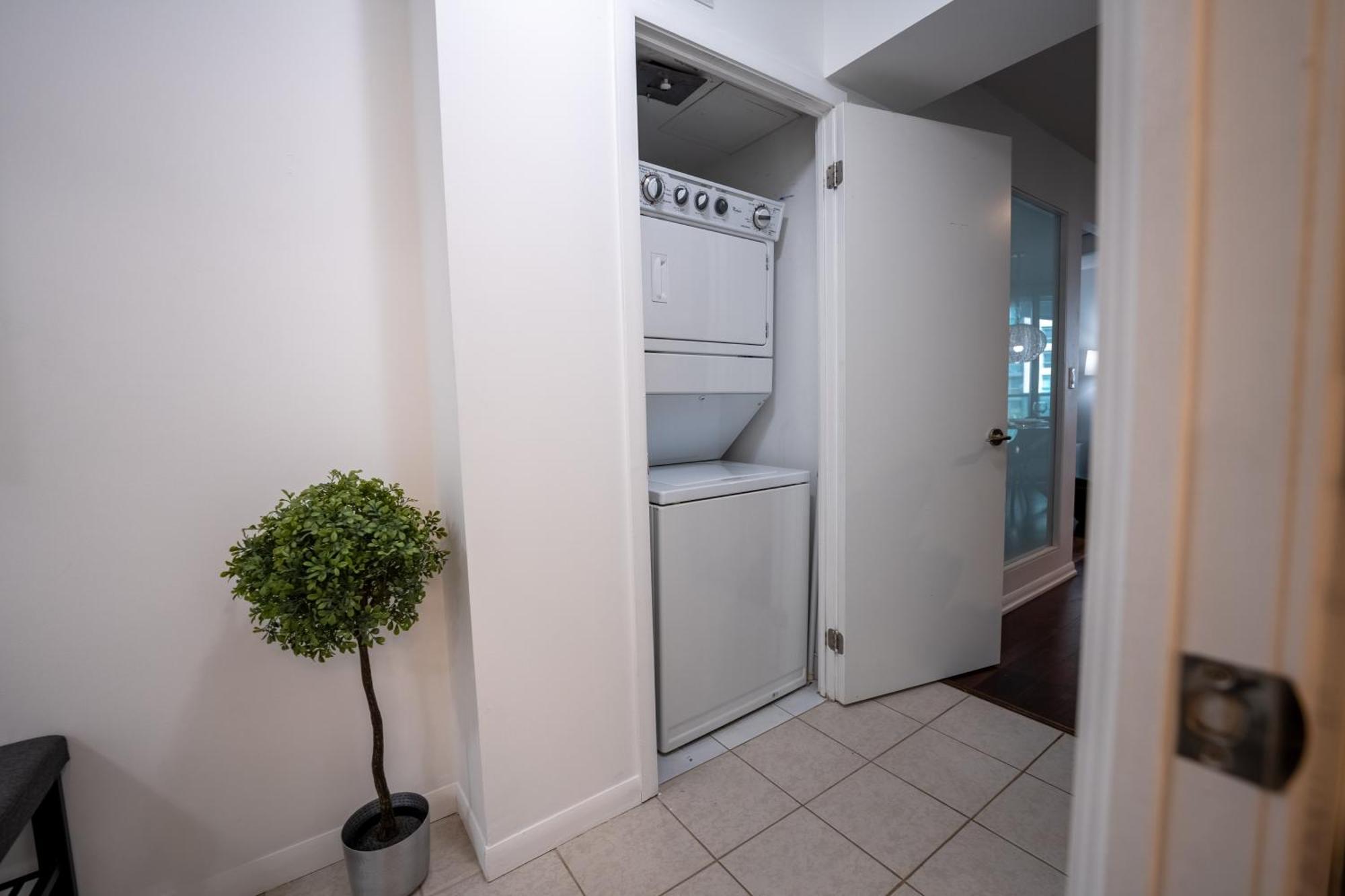 Fort York Apartment