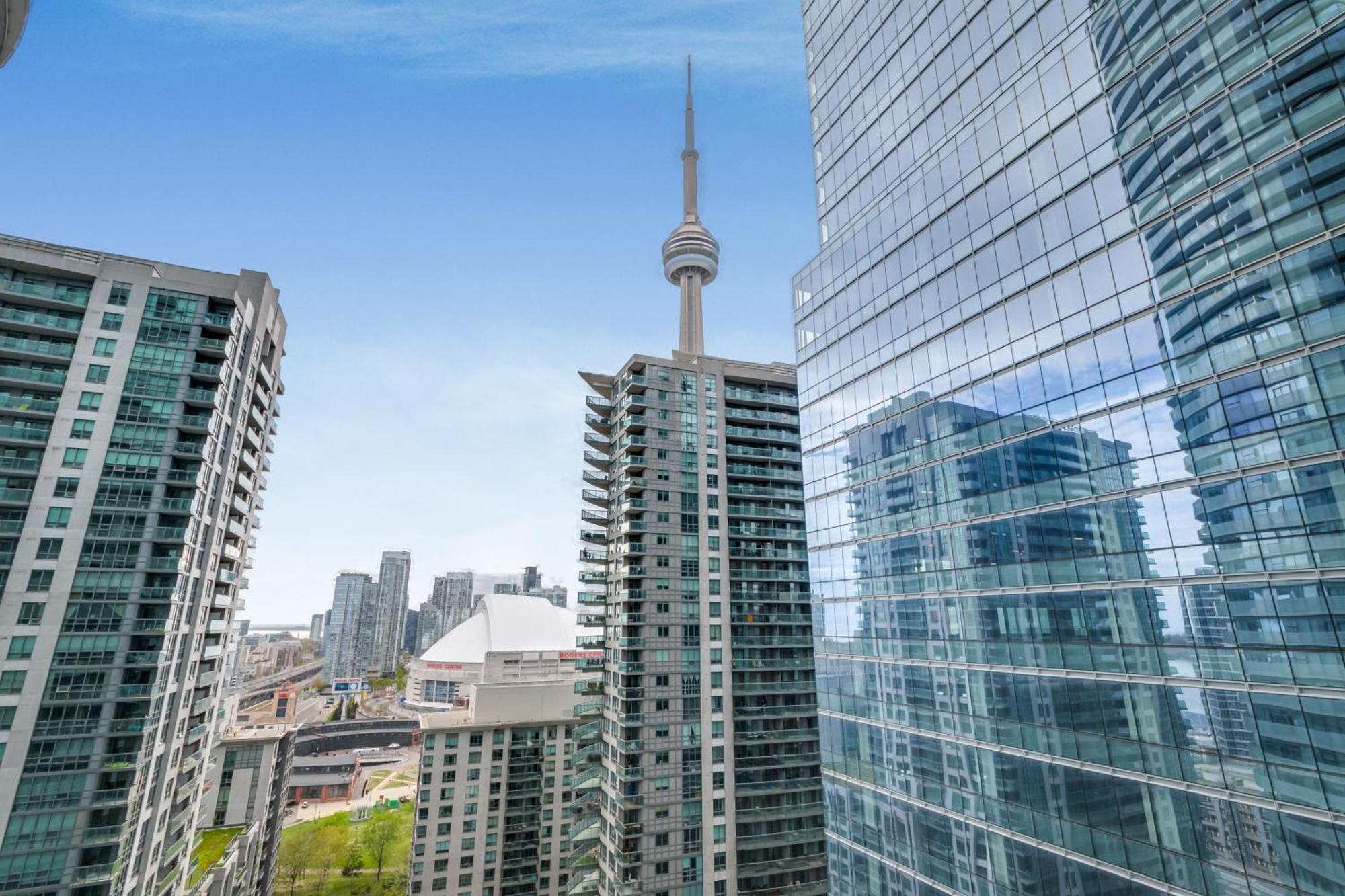 Downtown 4 Apartment Toronto