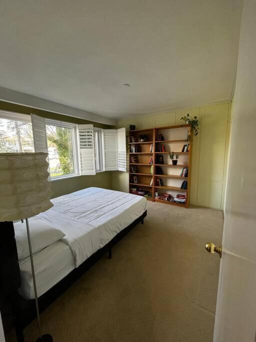 Apartment Urban Oasis-spacious Retreat