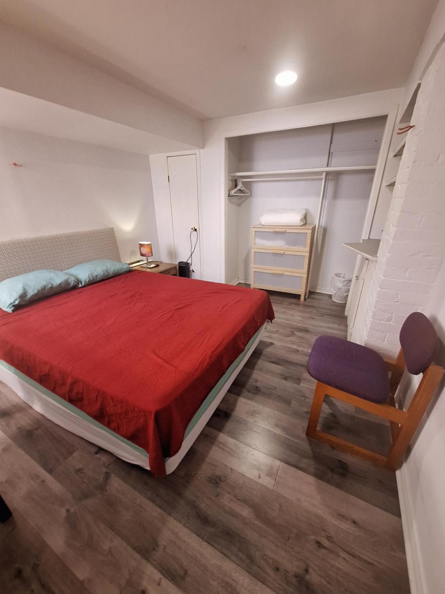 Homestay Midtown Next To Subway Line 1 *