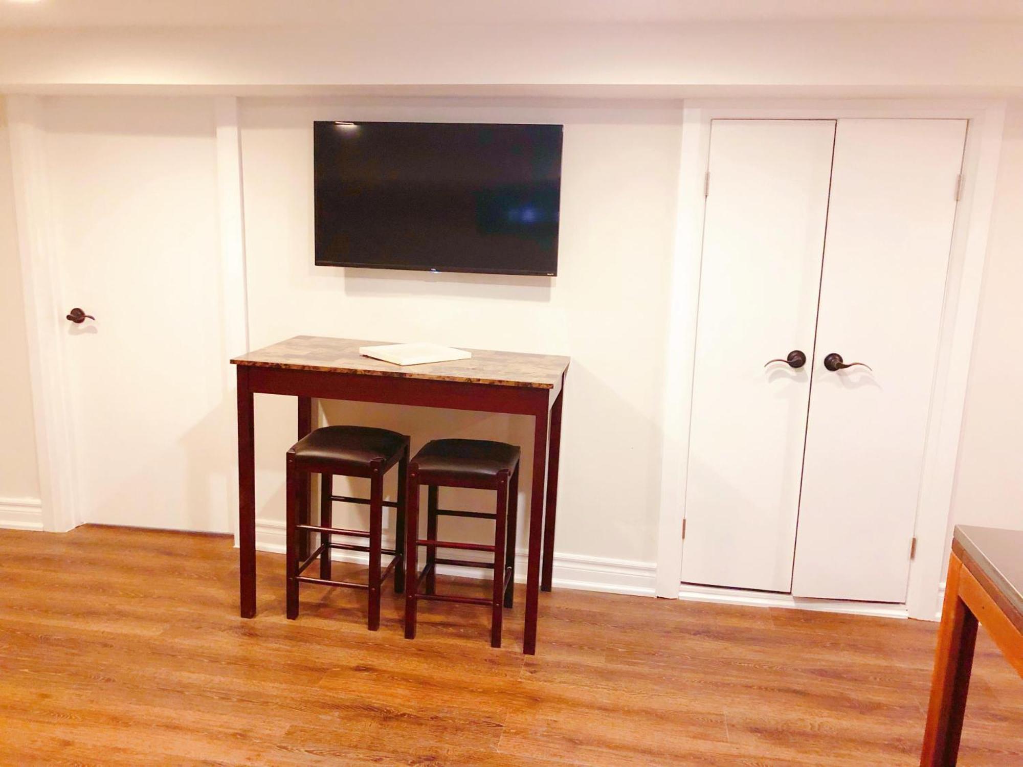 Lawrence Garden Guest house Toronto