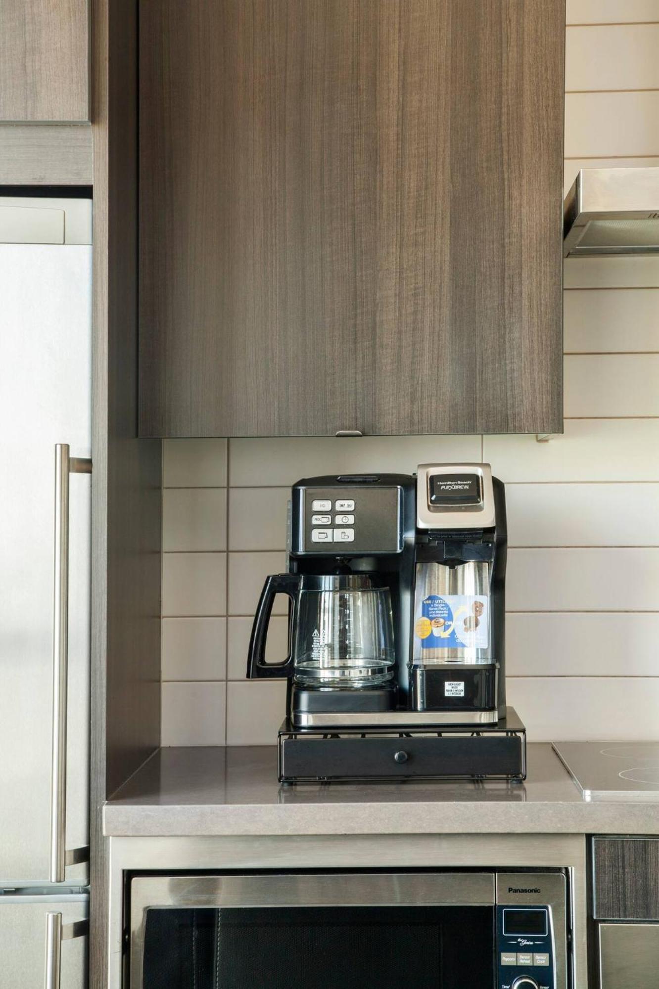 Apartment 3br Skyline - By Cn Tower & Mtcc & Free Parking *