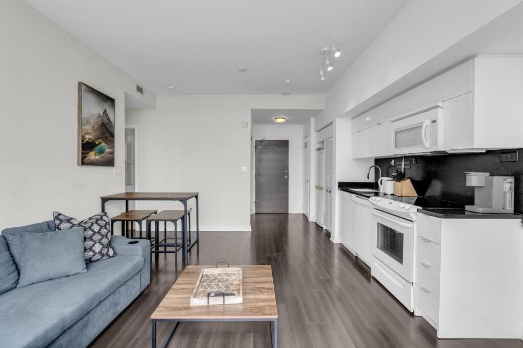 Apartment Stylish - Free Parking & Lake View *