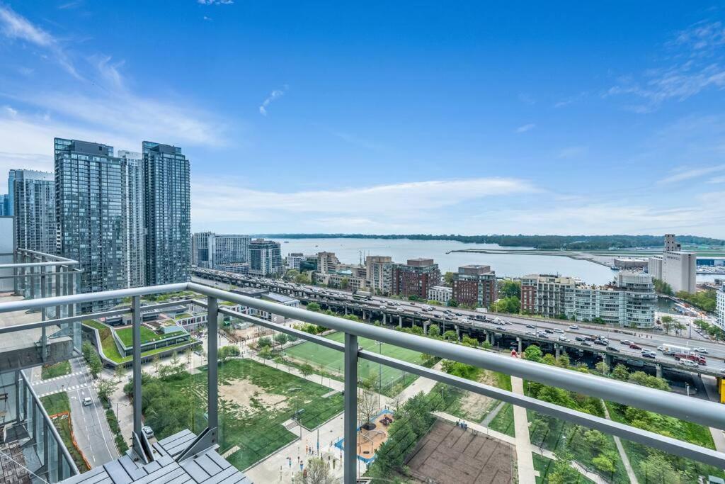 Stylish - Free Parking & Lake View * Toronto
