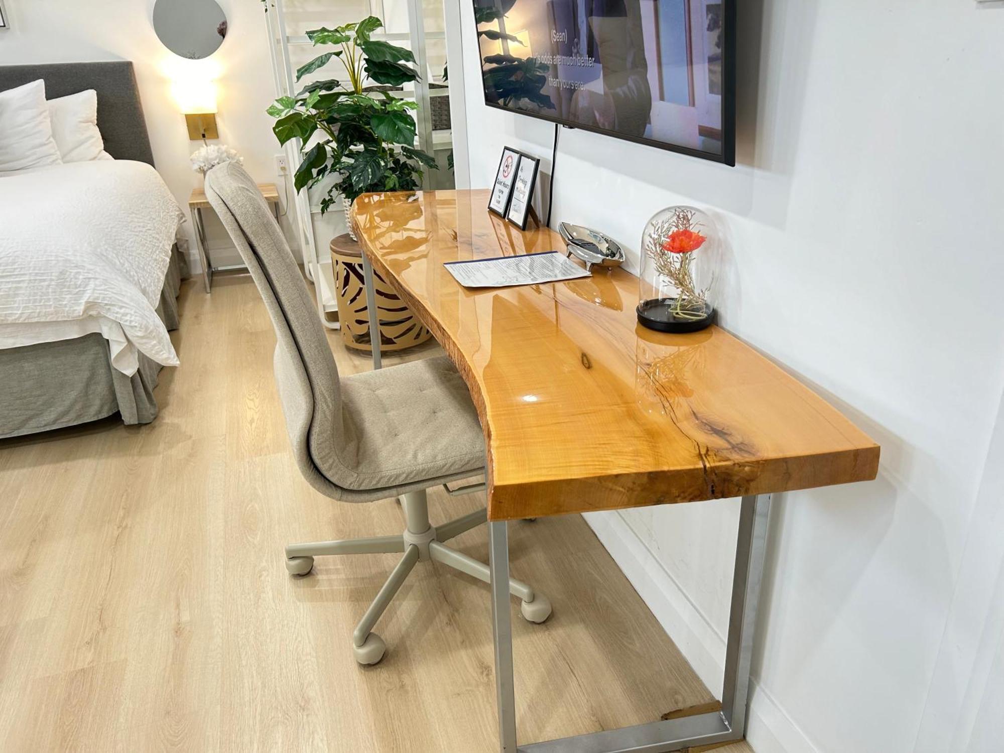 Homestay Modern Lux Family - Kingbed - Near Sheppard W Station