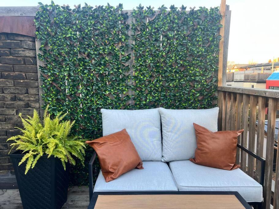 3 Bedroom With Patio *