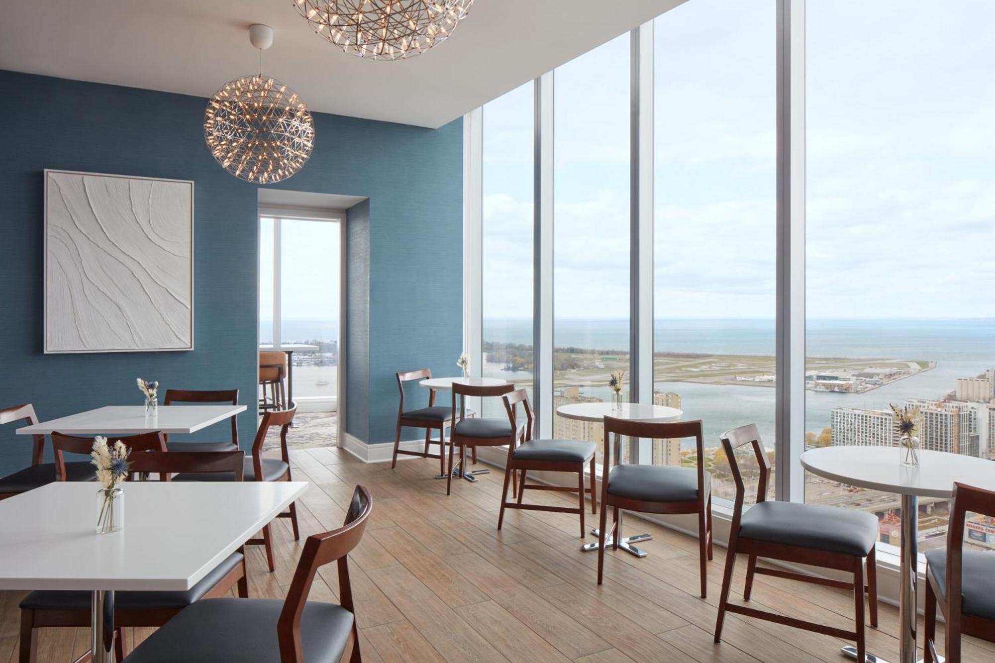 Delta By Marriott Hotel 4*