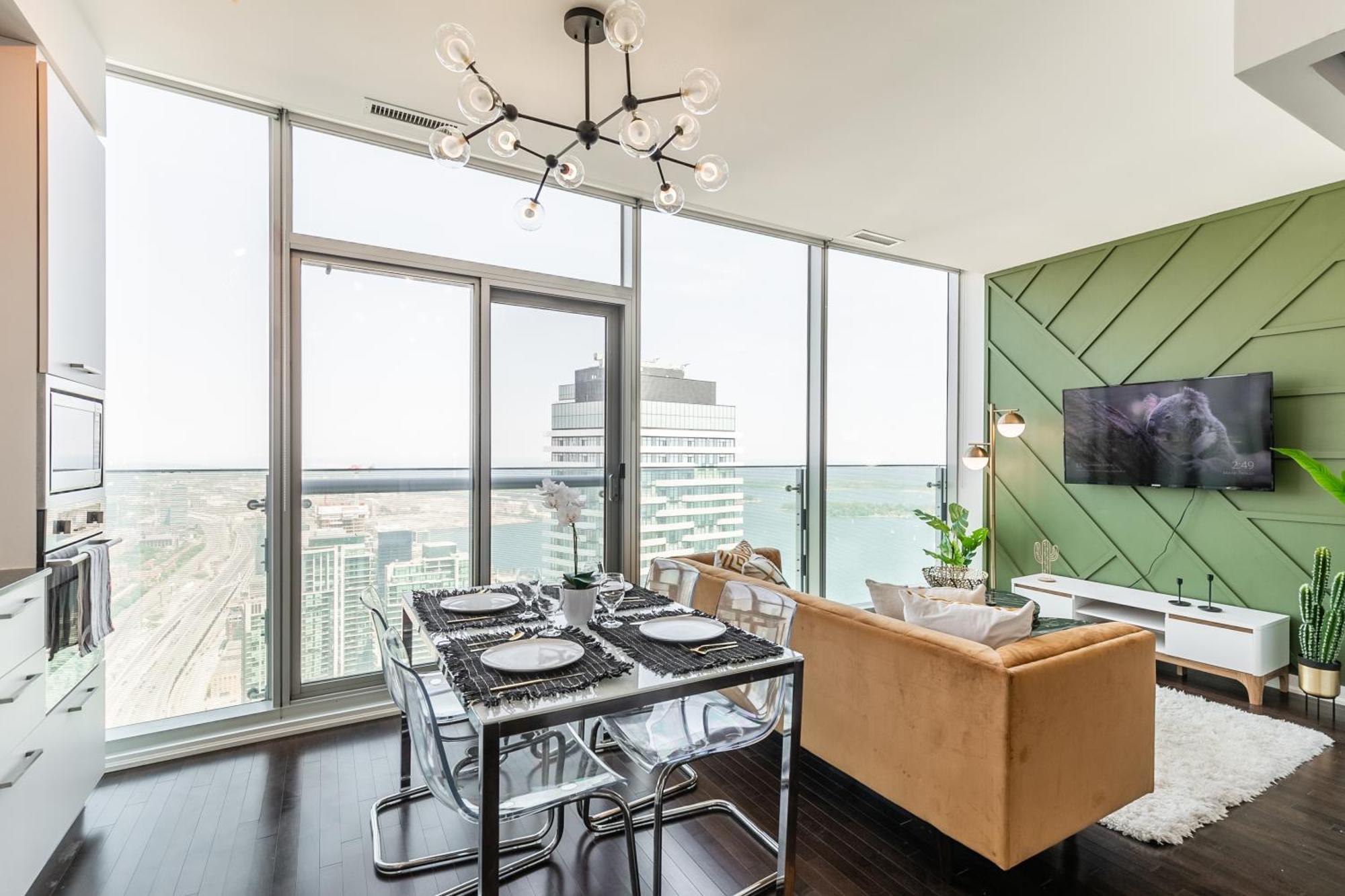 Skyline Retreat Residences * Toronto