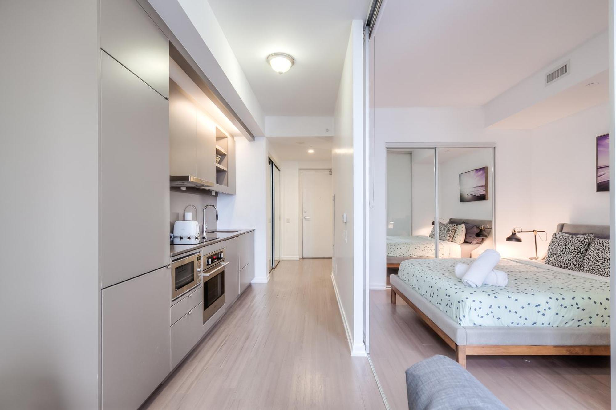 Peter St Apartment