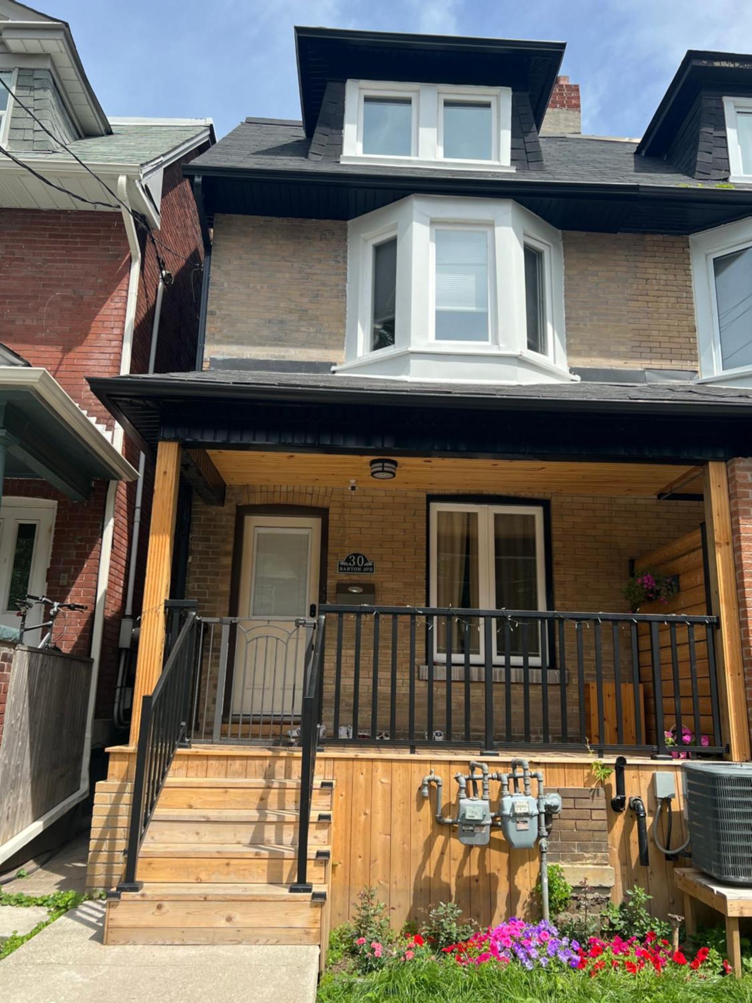 Captain House Homestay Toronto