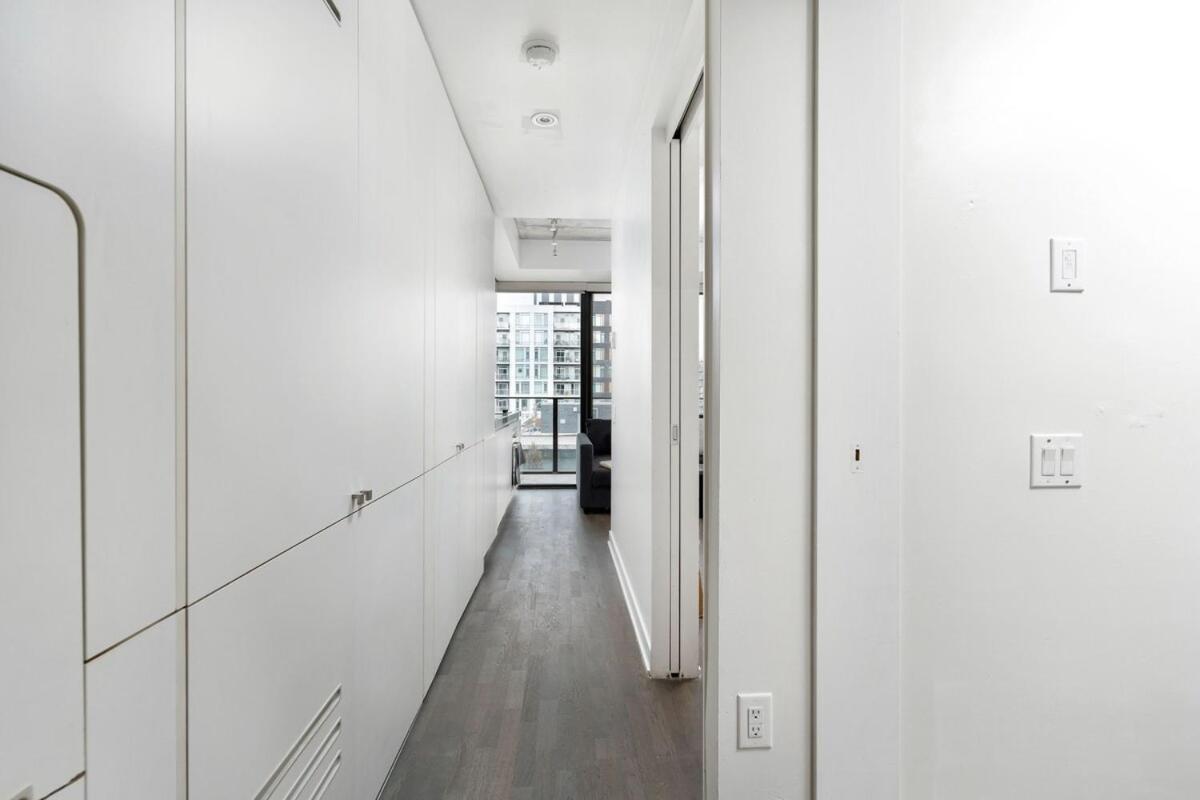 Apartment King St W Getaway Perfect For Food Lovers Toronto
