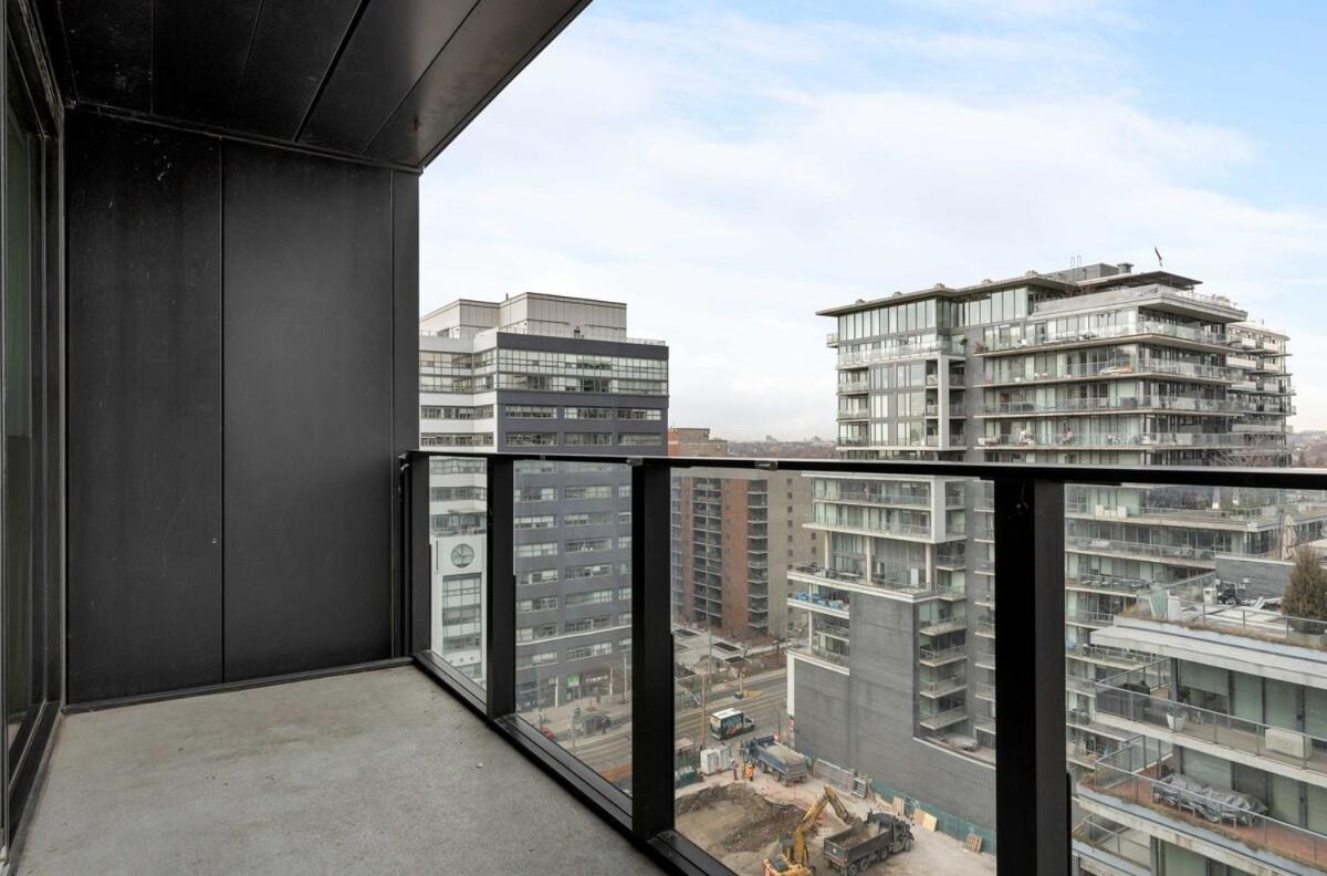 King St W Getaway Perfect For Food Lovers * Toronto