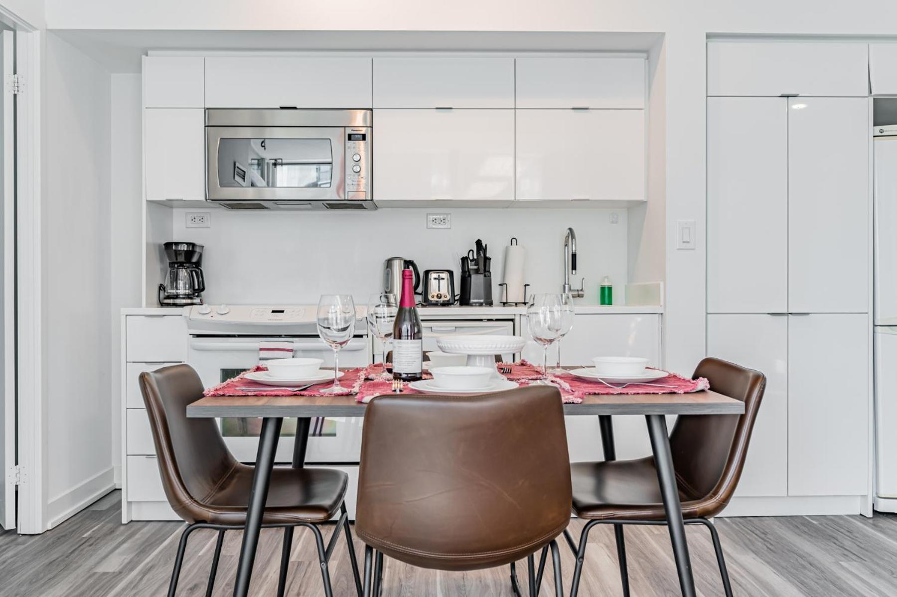 Dan Leckie Apartment