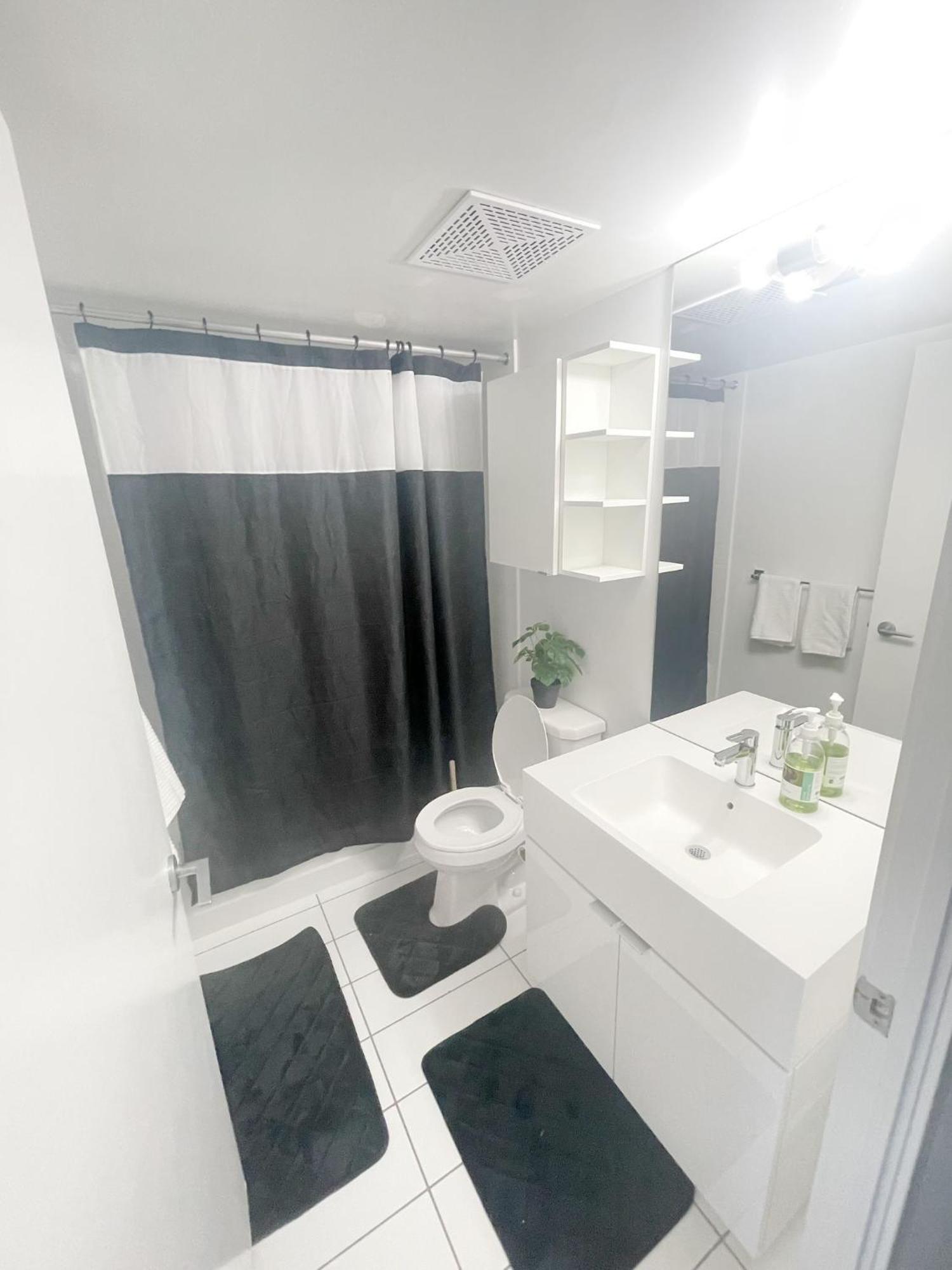 City Center Apartment *