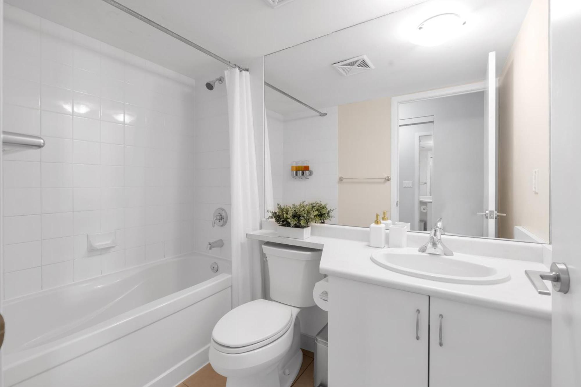 Apartment Cozy Studio By The Waterfront & Bentway Toronto