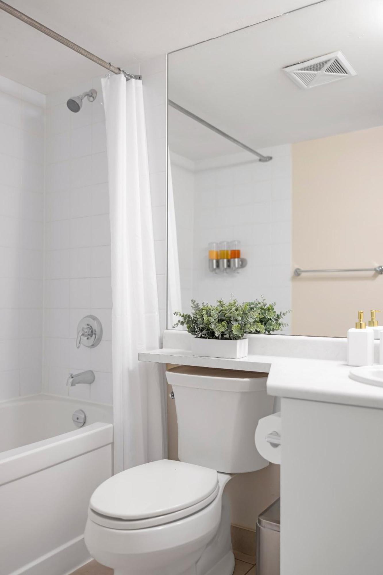 Apartment Cozy Studio By The Waterfront & Bentway Toronto
