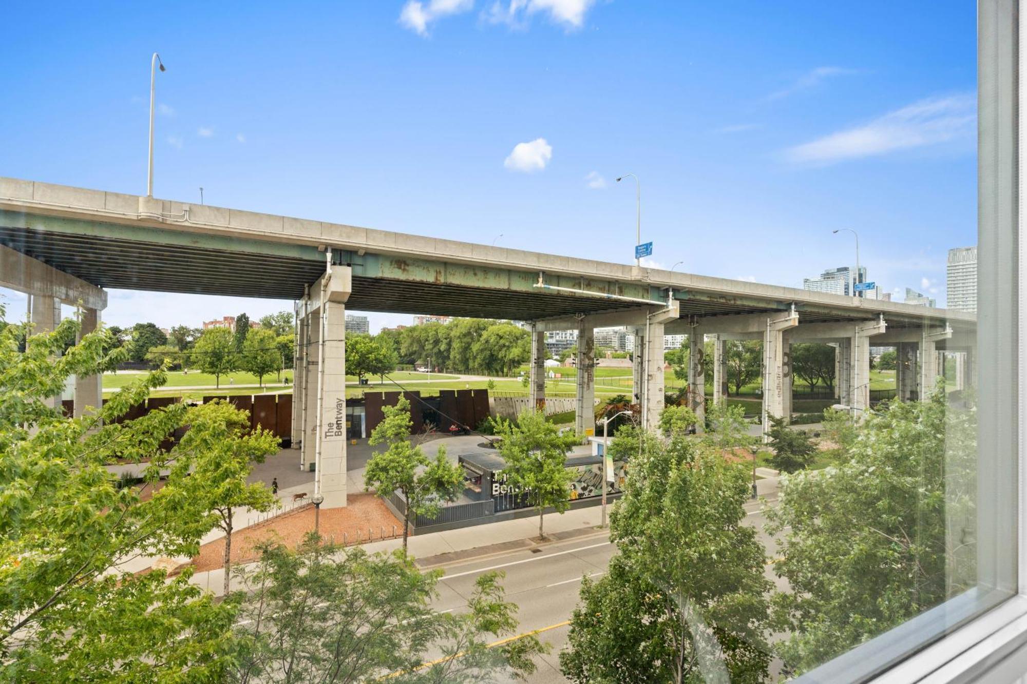 Apartment Modern 2br Downtown Condo, Lakeshore, Exhibition Place, York *