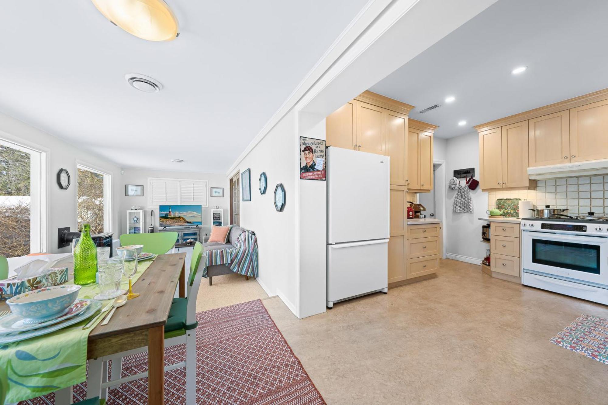 Private In A Vintage House Close To Finch *