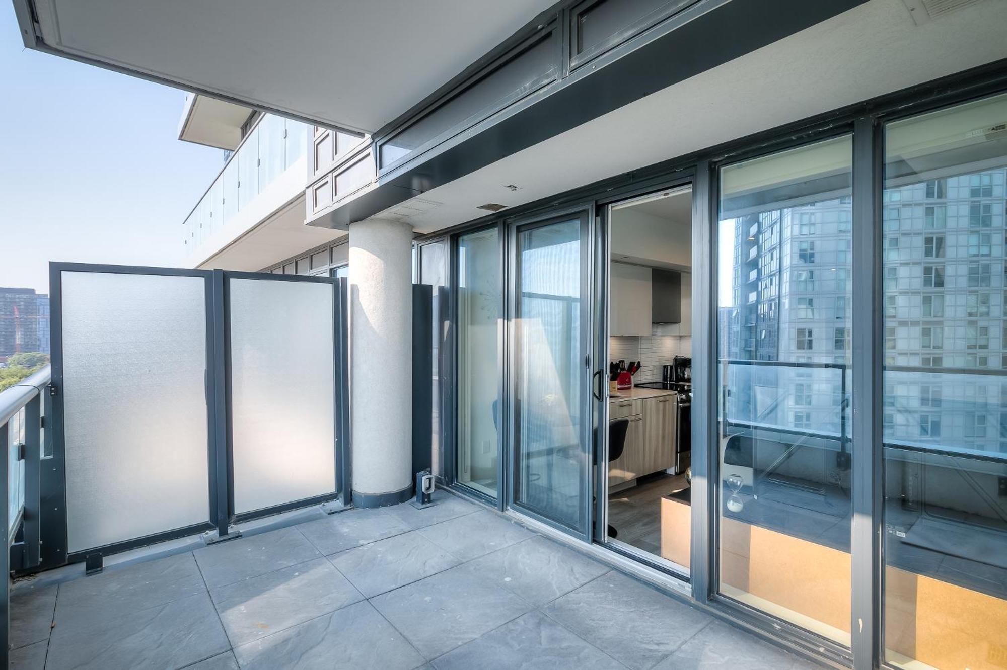 Rivetstays - The Jarvis Apartment