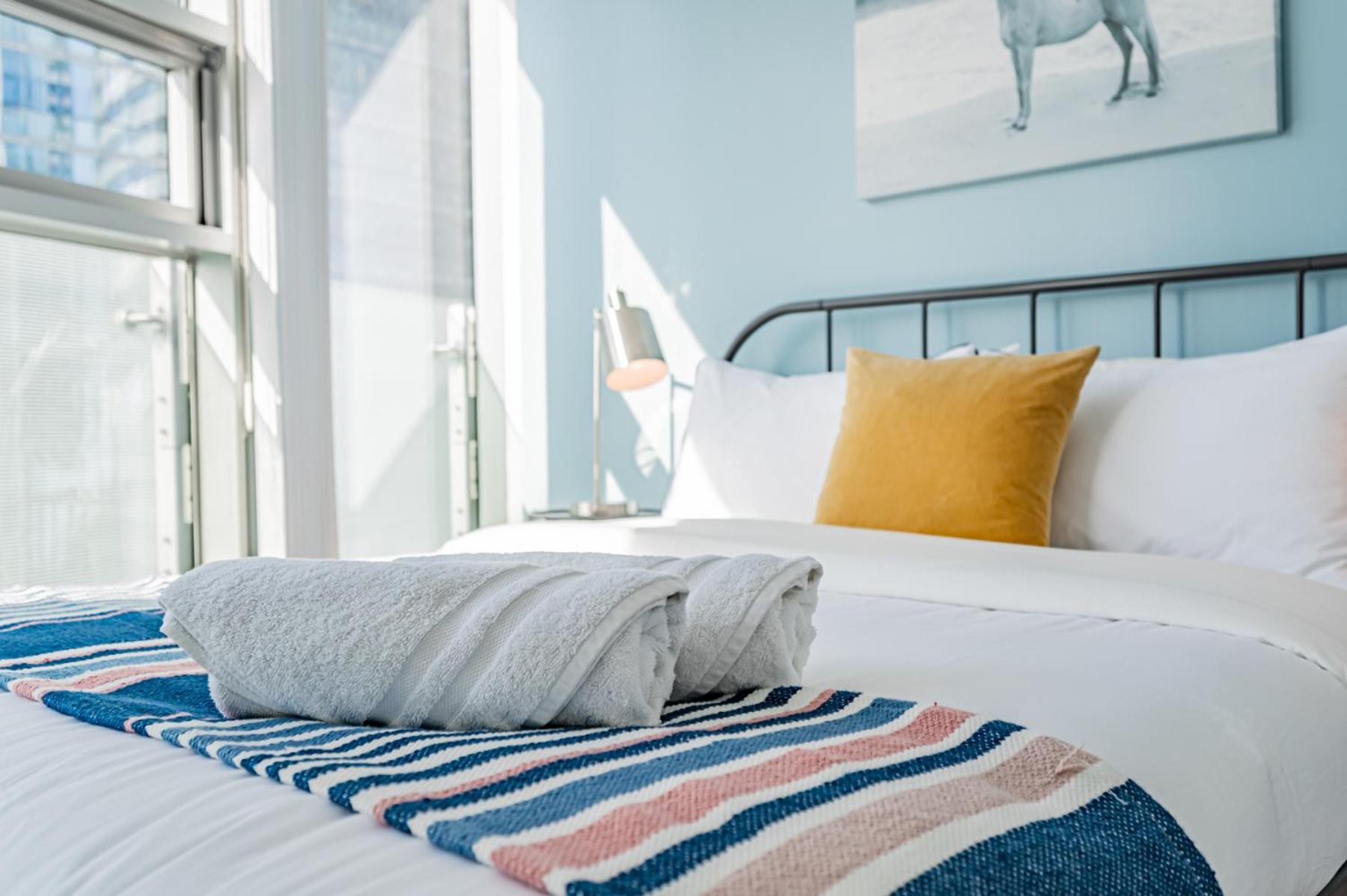Downtown Apartment *
